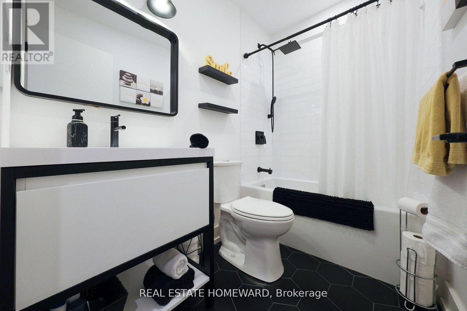 3763 FAIRWAY ROAD Image 27