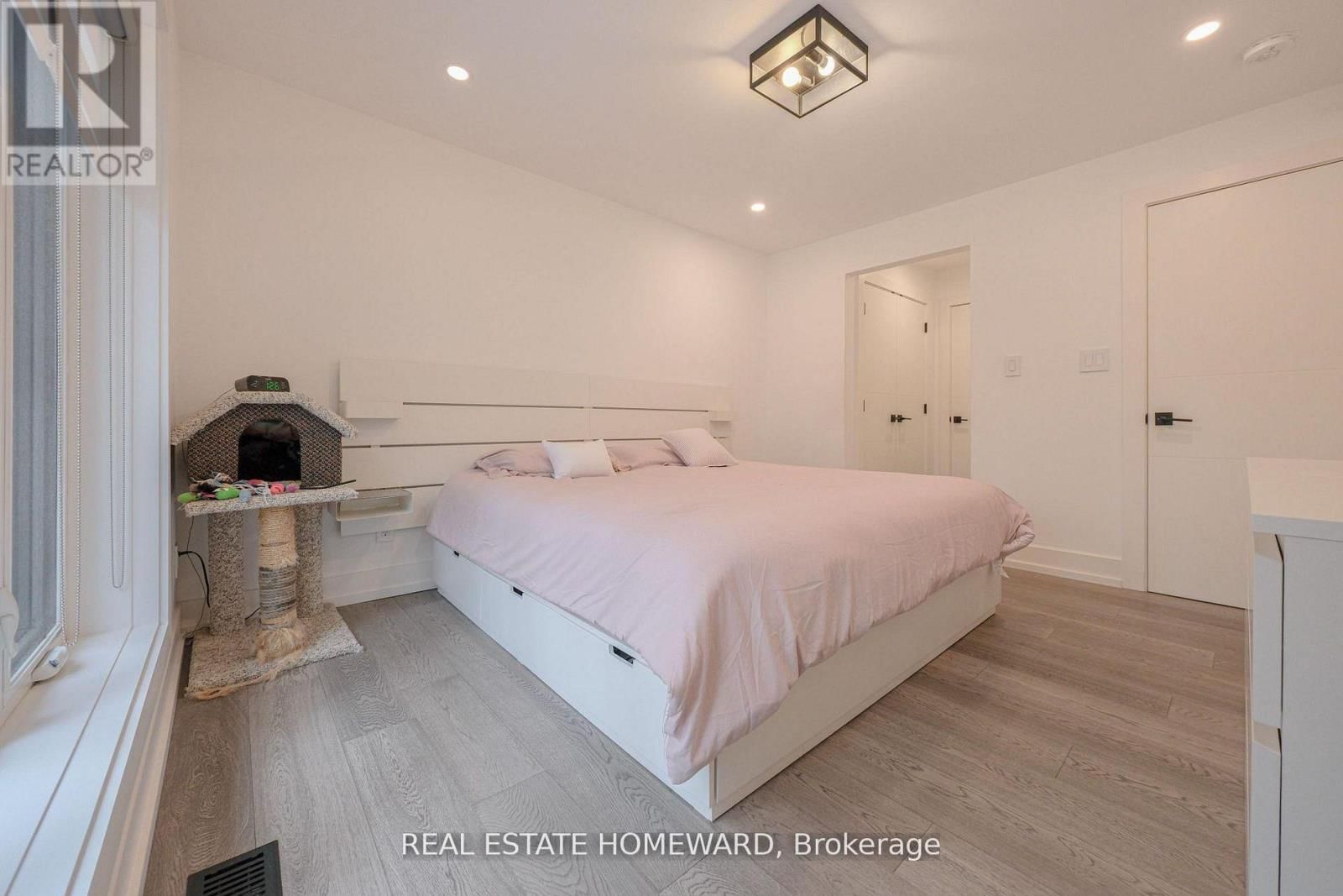 3763 FAIRWAY ROAD Image 29