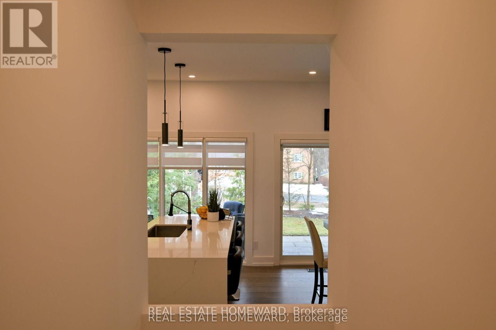 3763 FAIRWAY ROAD Image 32