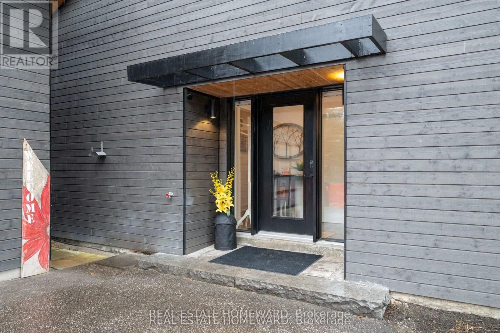 3763 FAIRWAY ROAD Image 4