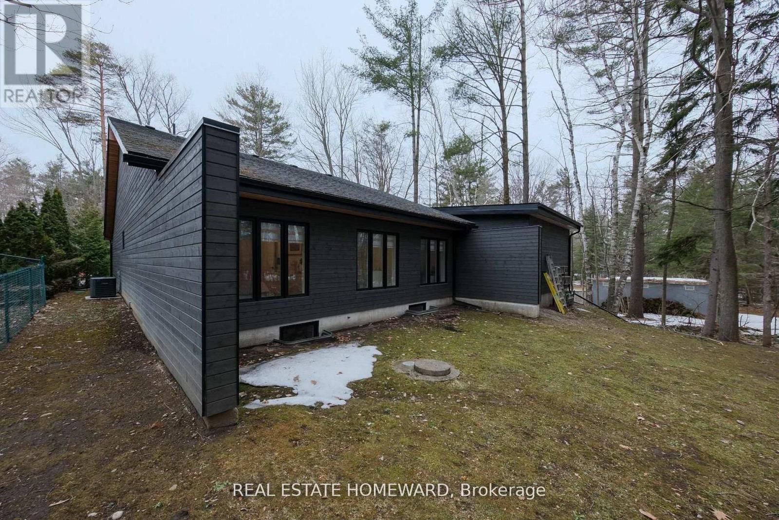 3763 FAIRWAY ROAD Image 42