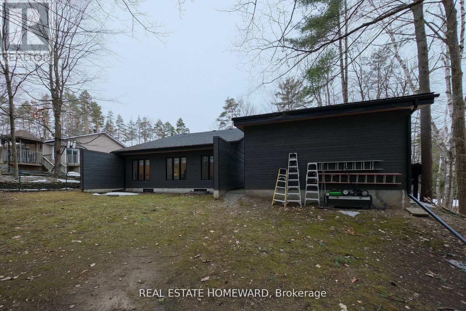 3763 FAIRWAY ROAD Image 43