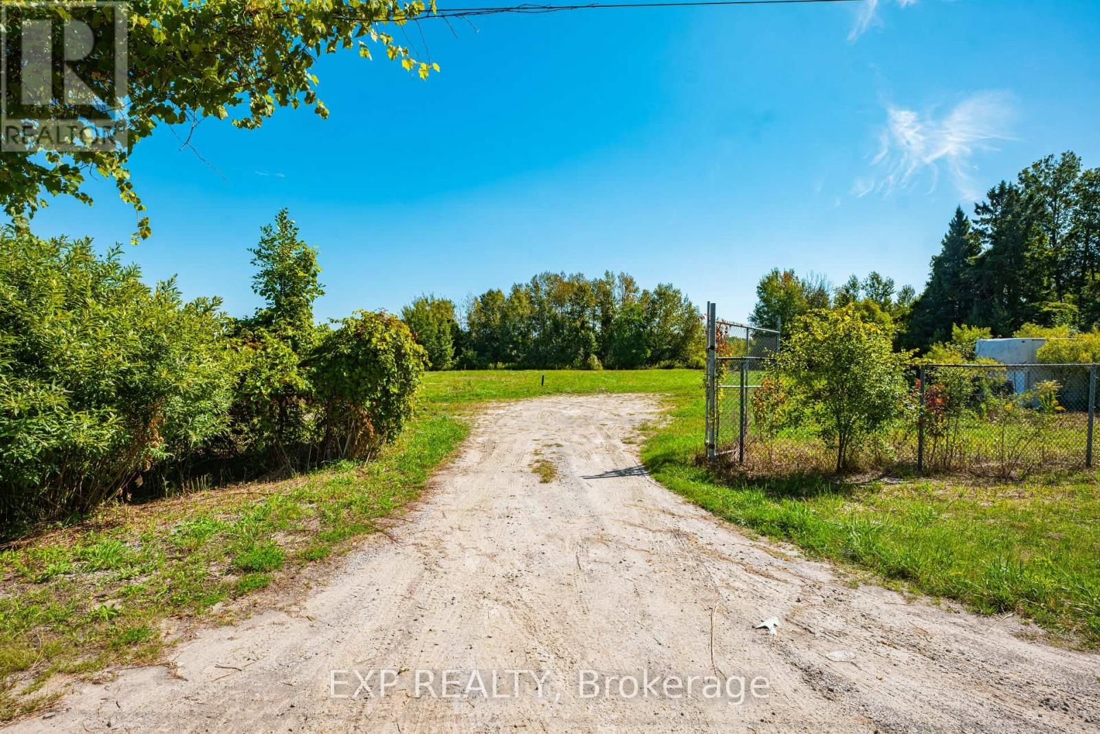 26839 CIVIC CENTRE ROAD Image 11