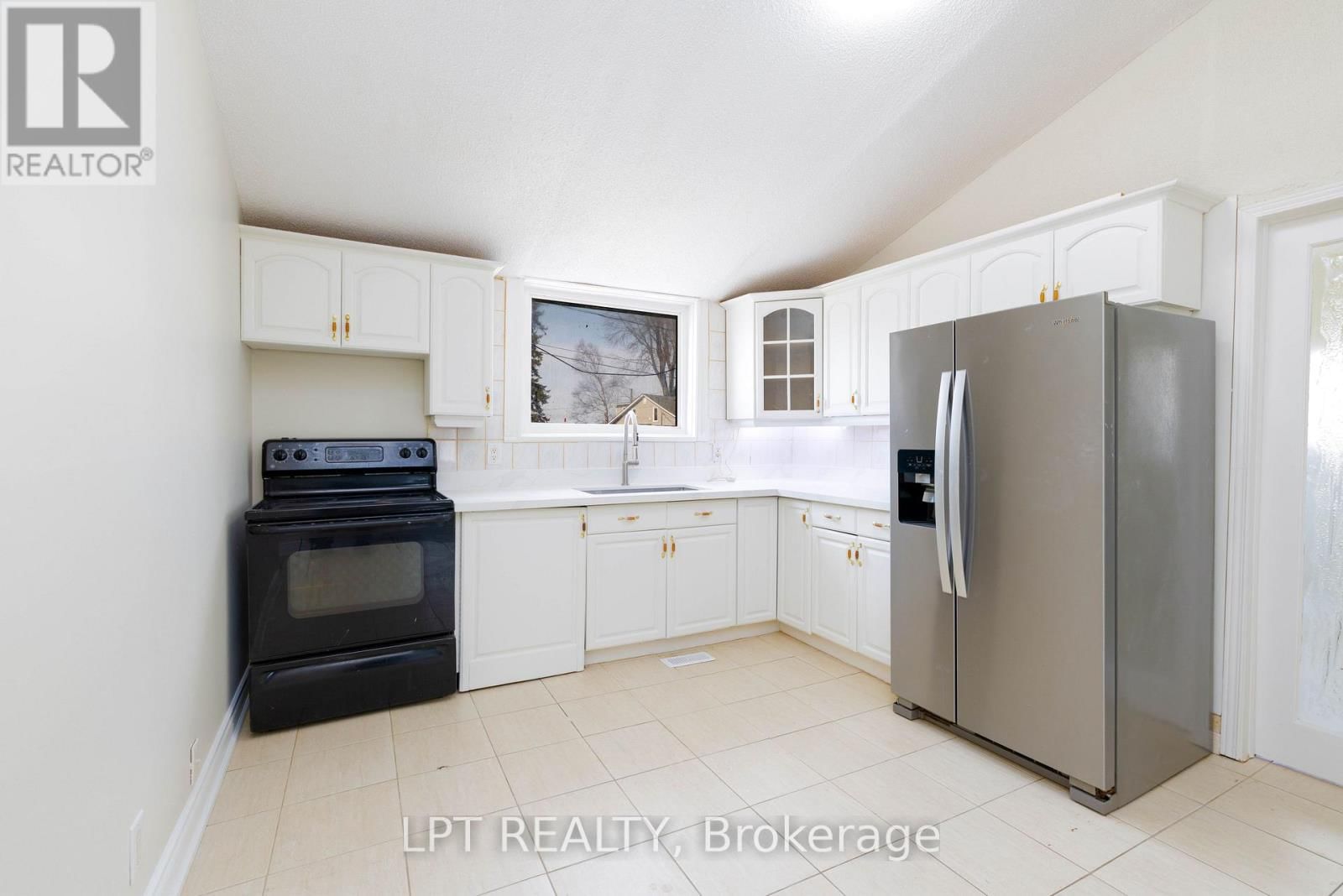 21 HADDEN ROAD Image 10