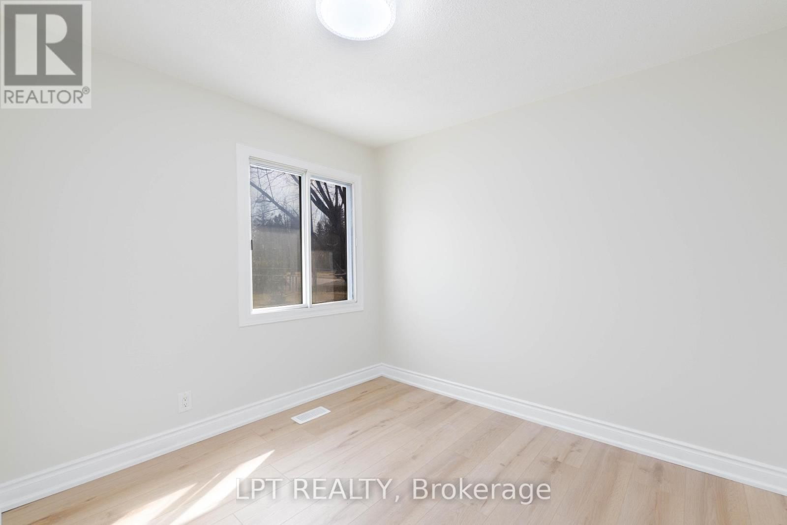 21 HADDEN ROAD Image 12