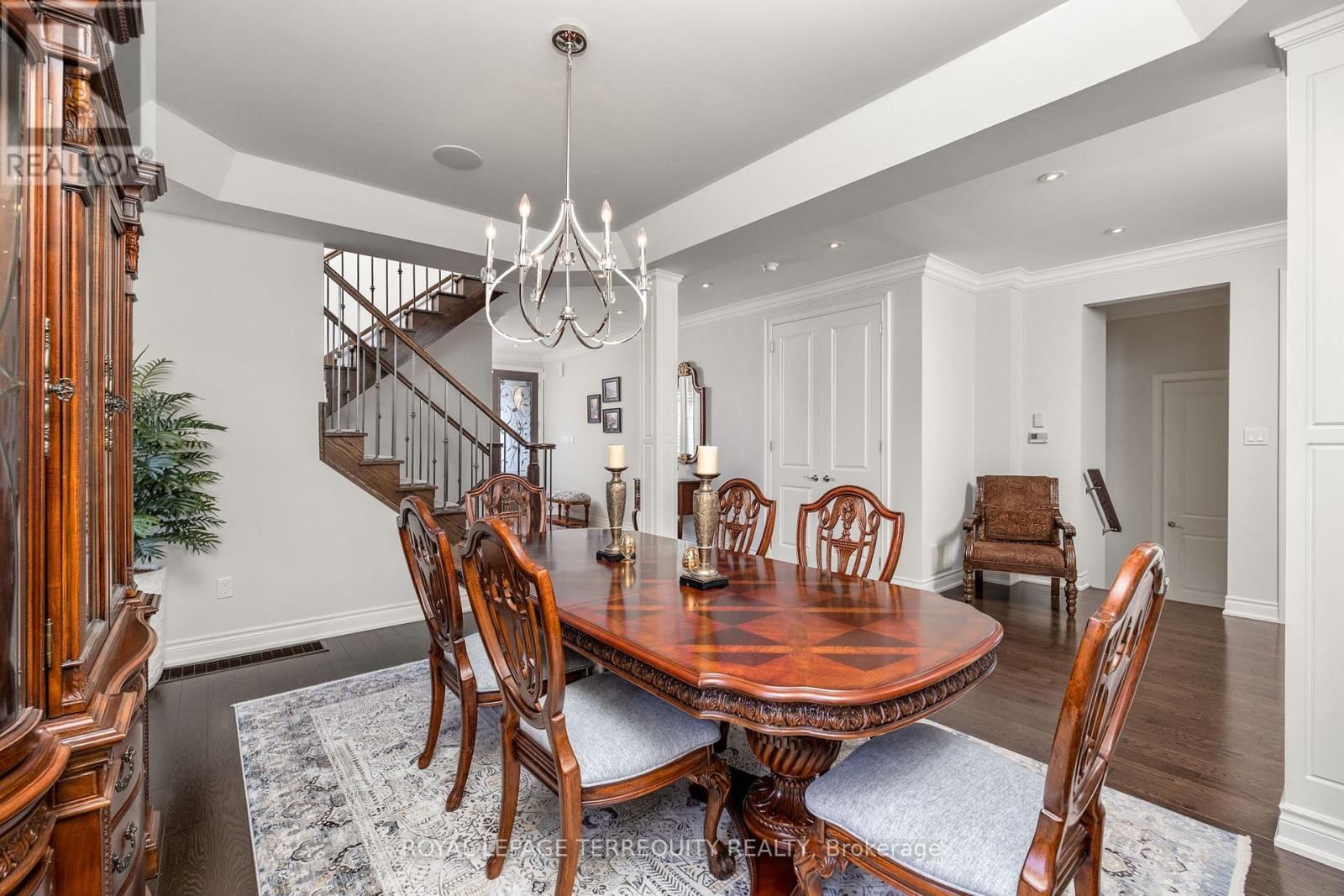 244 FREDERICK CURRAN LANE Image 10