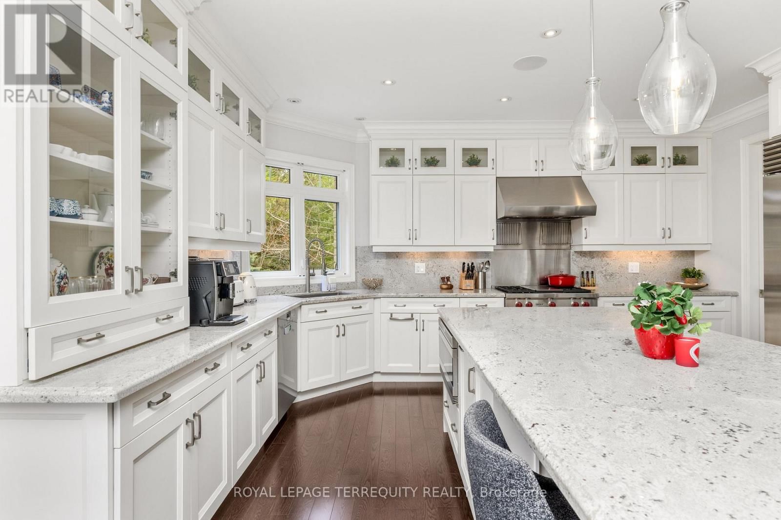 244 FREDERICK CURRAN LANE Image 18