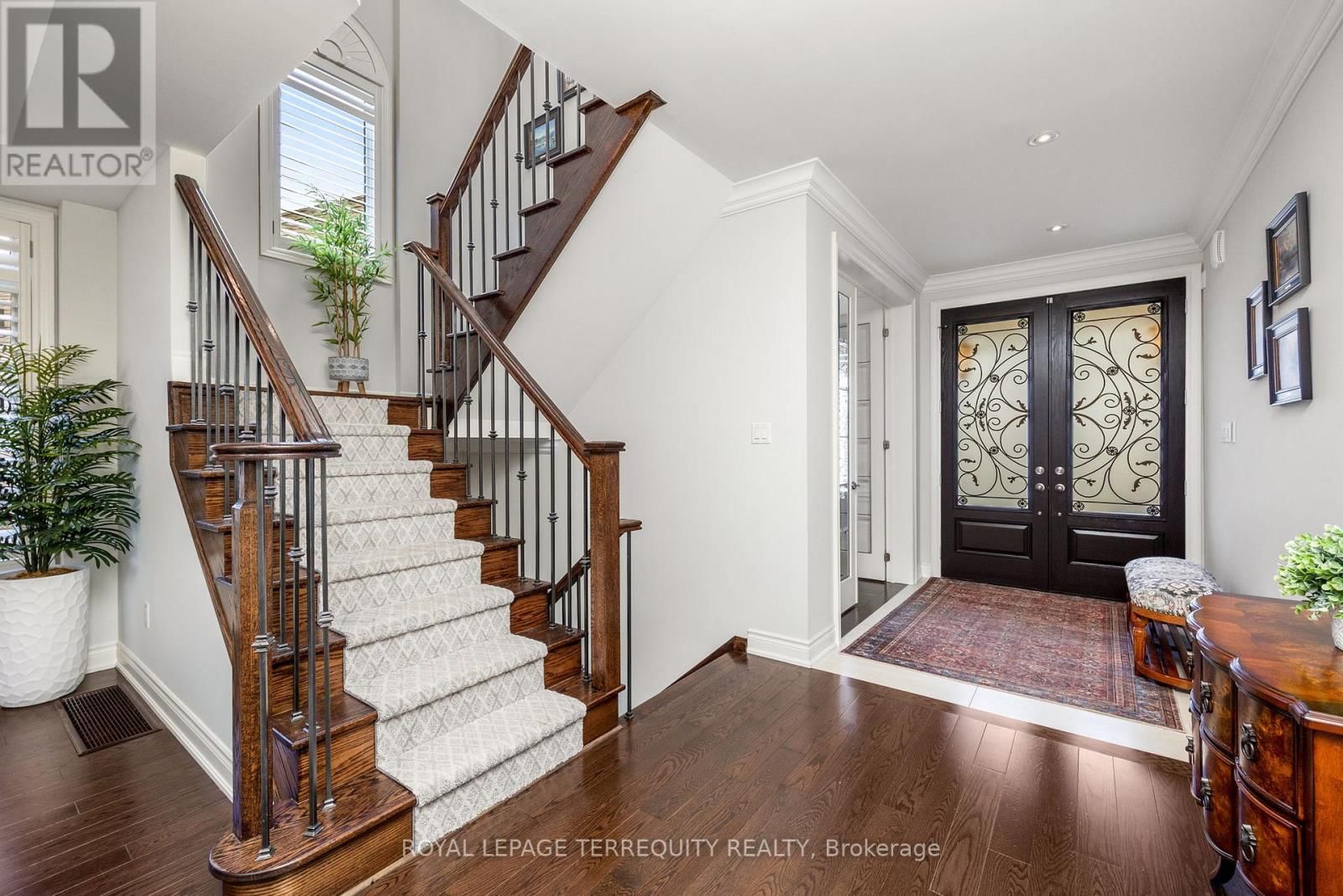 244 FREDERICK CURRAN LANE Image 23