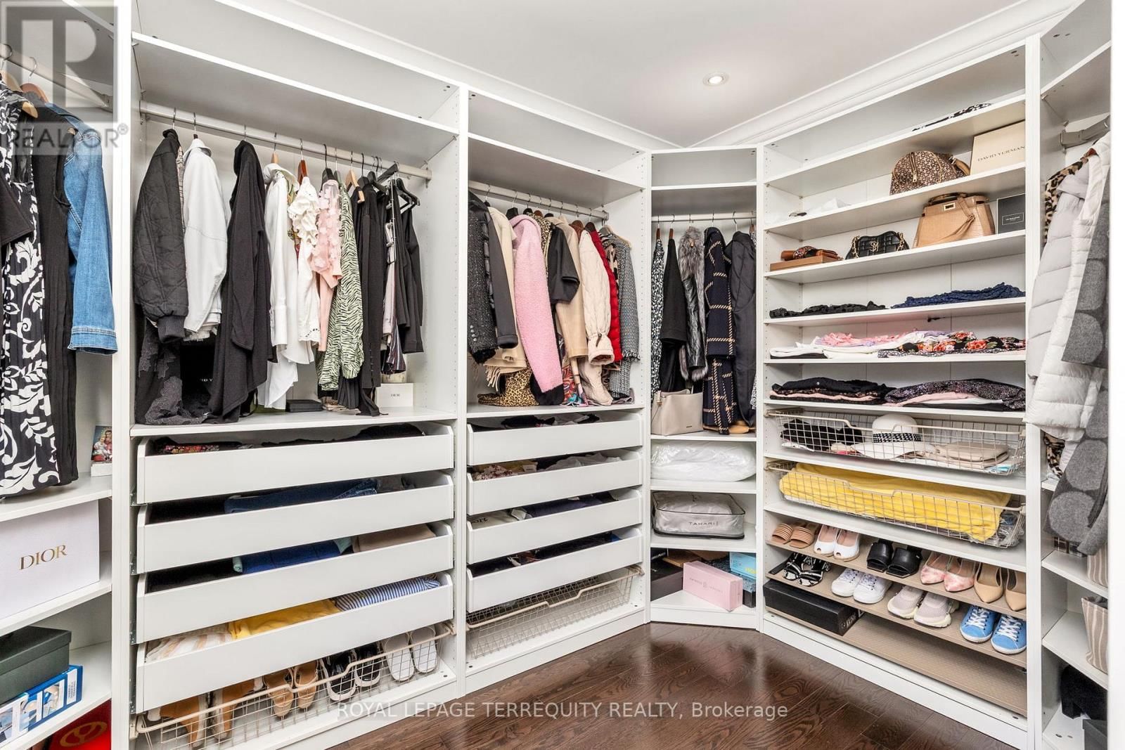 244 FREDERICK CURRAN LANE Image 34