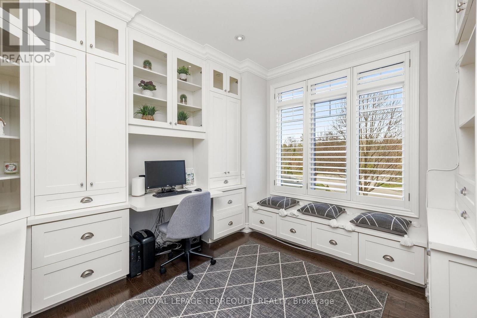 244 FREDERICK CURRAN LANE Image 6