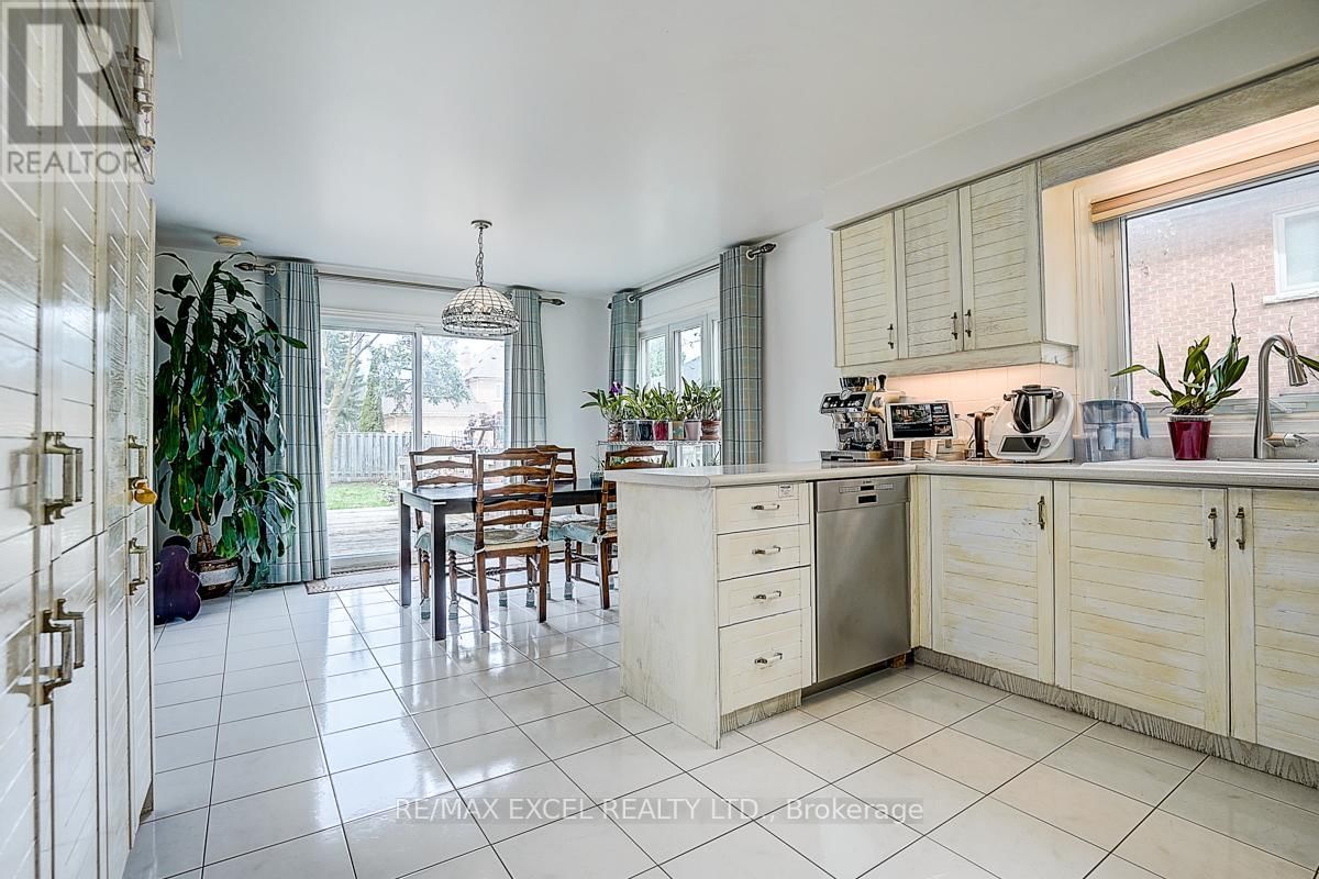 10 BROOKSHILL CRESCENT Image 16