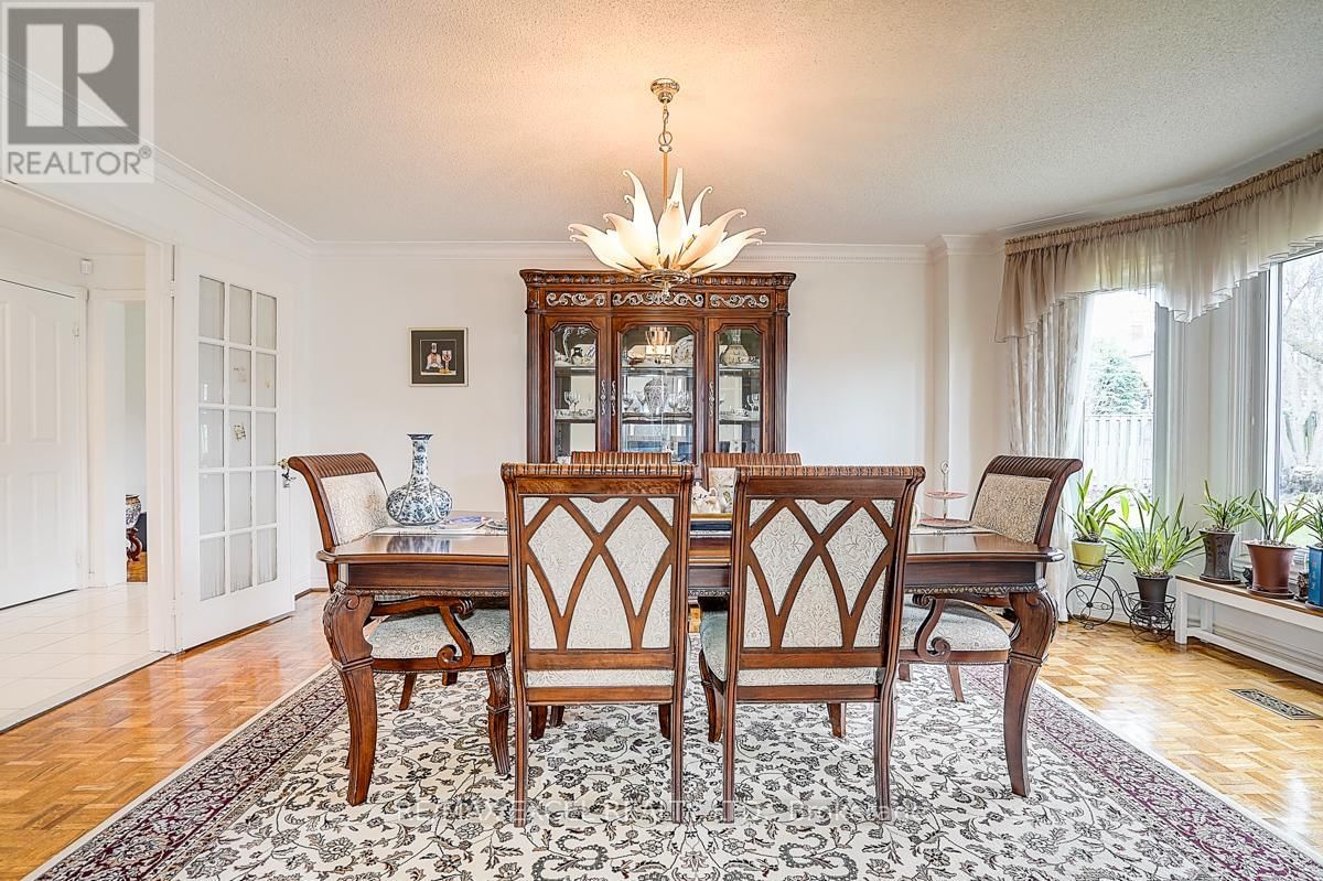 10 BROOKSHILL CRESCENT Image 19