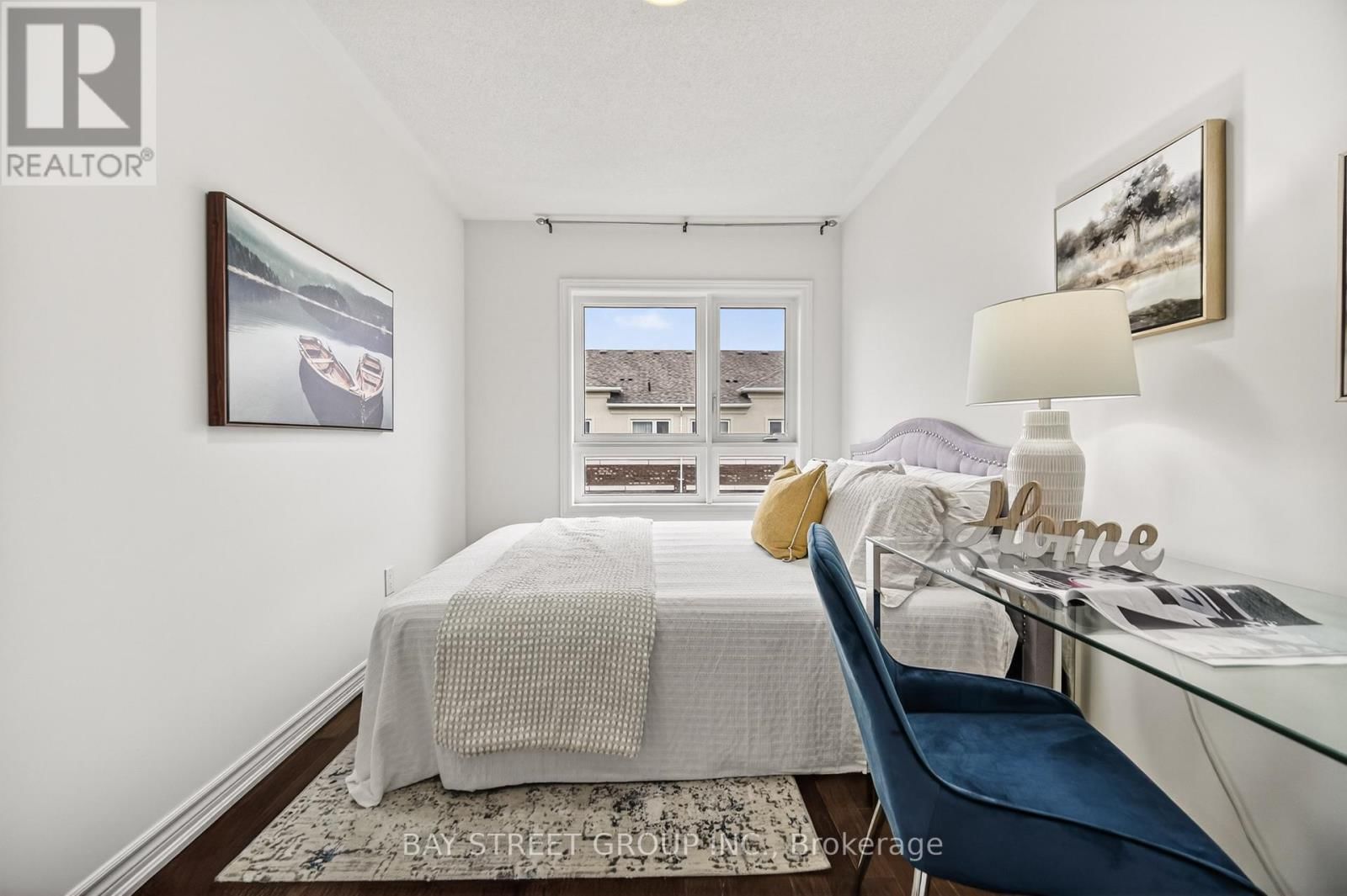 66 MASSACHUSETTS LANE Image 32