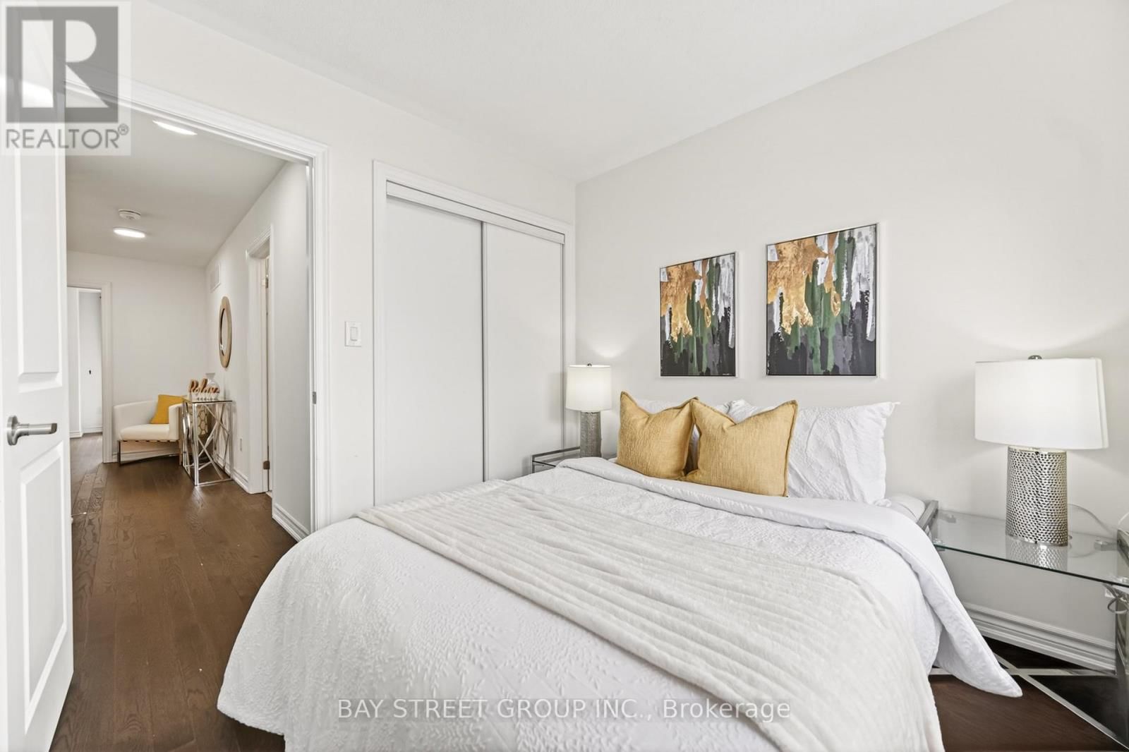 66 MASSACHUSETTS LANE Image 34