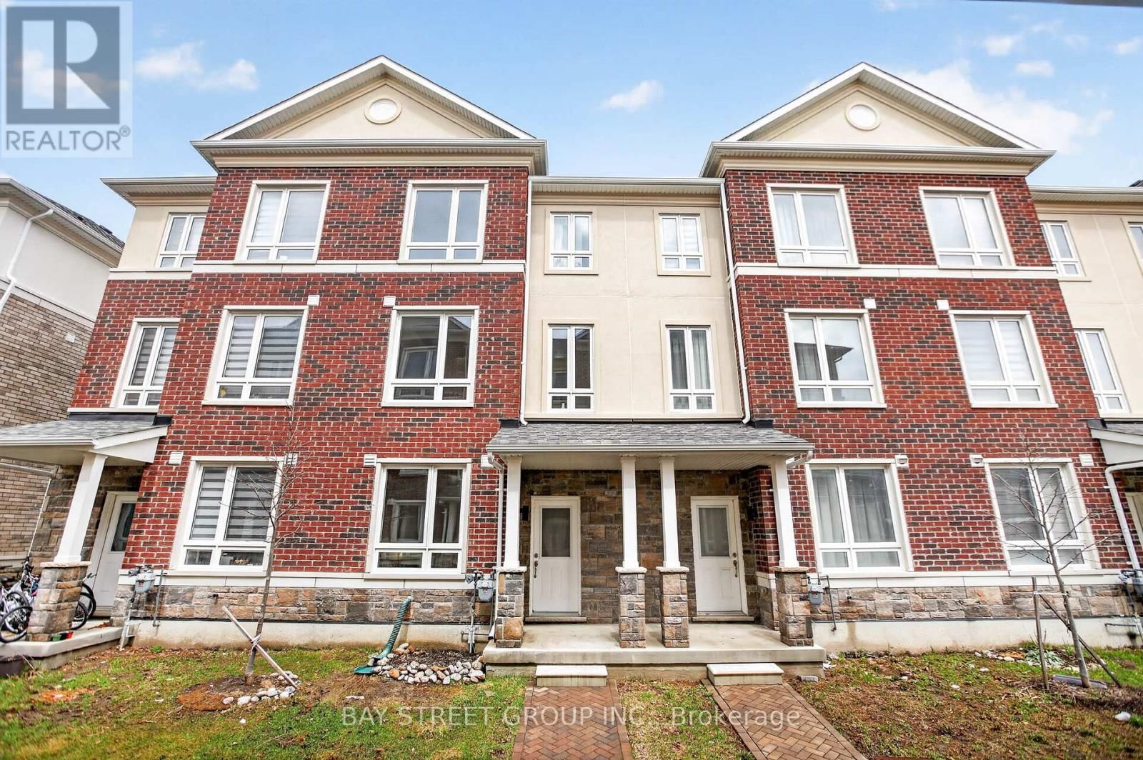 66 MASSACHUSETTS LANE Image 39