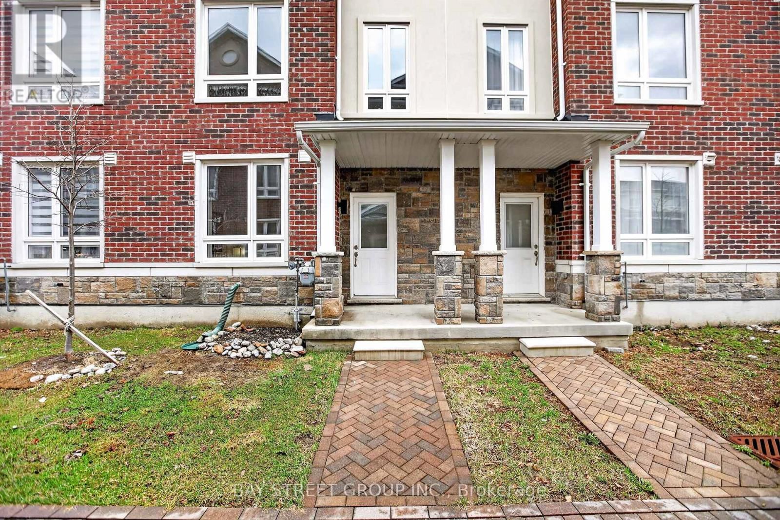 66 MASSACHUSETTS LANE Image 40