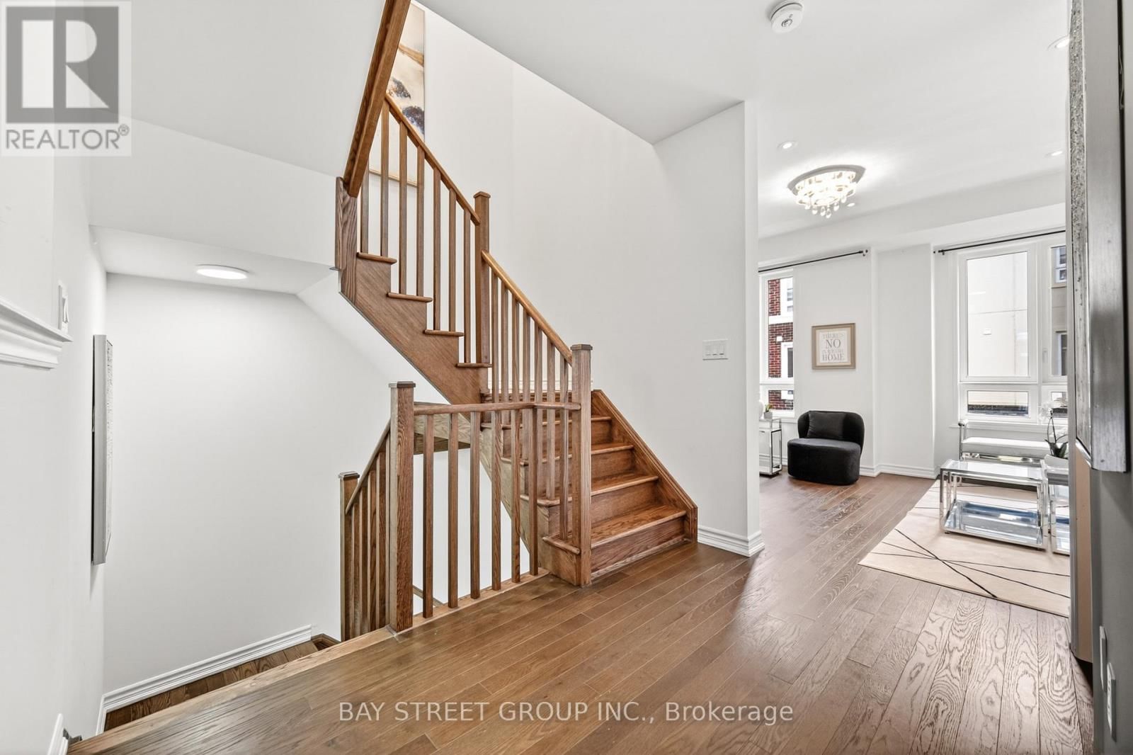 66 MASSACHUSETTS LANE Image 9