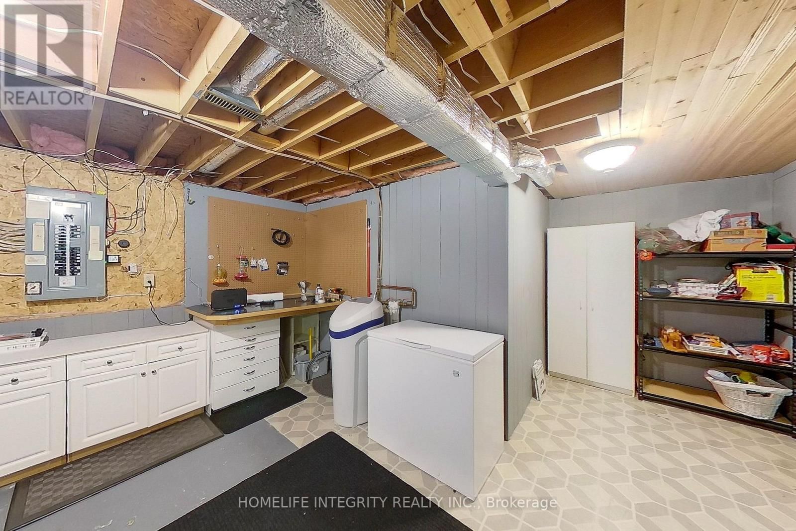 40 GREEN BRIAR ROAD Image 26