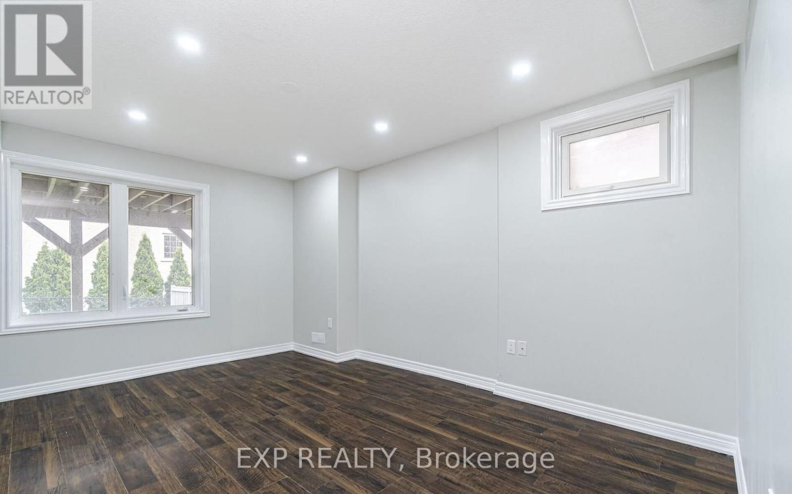 15 LYNN STREET Image 36