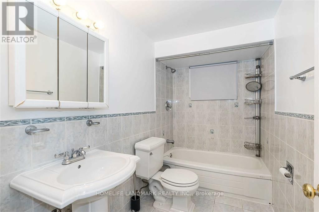 23 BLUESKY CRESCENT Image 11