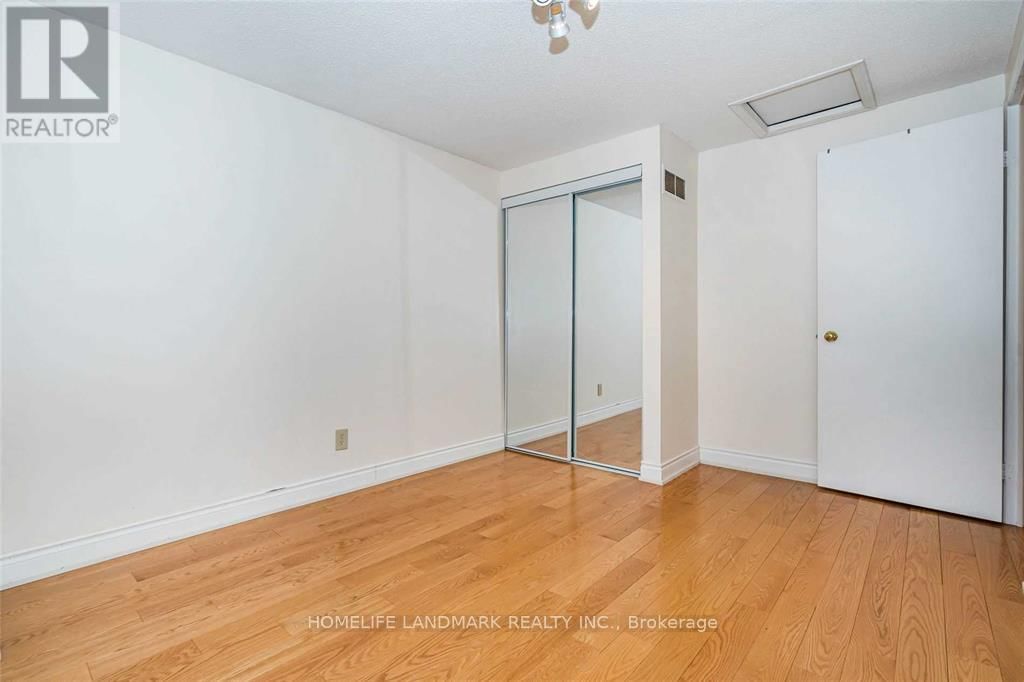 23 BLUESKY CRESCENT Image 16