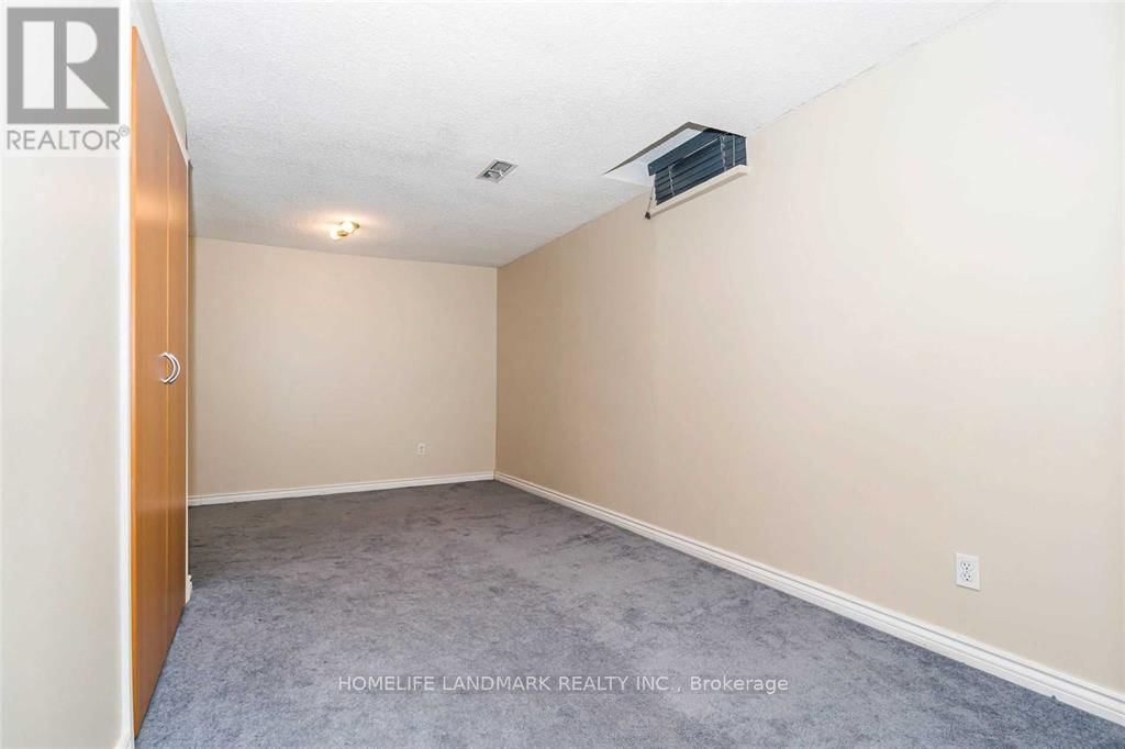 23 BLUESKY CRESCENT Image 19