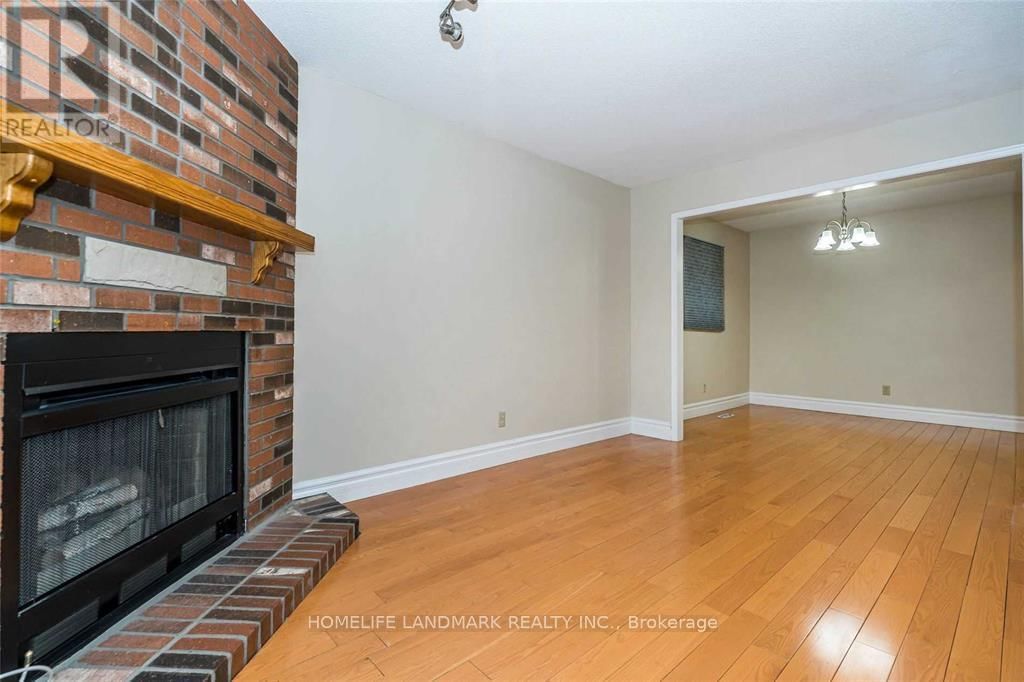 23 BLUESKY CRESCENT Image 8