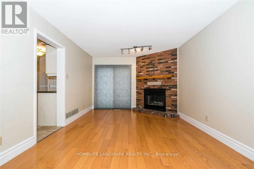 23 BLUESKY CRESCENT Image 9