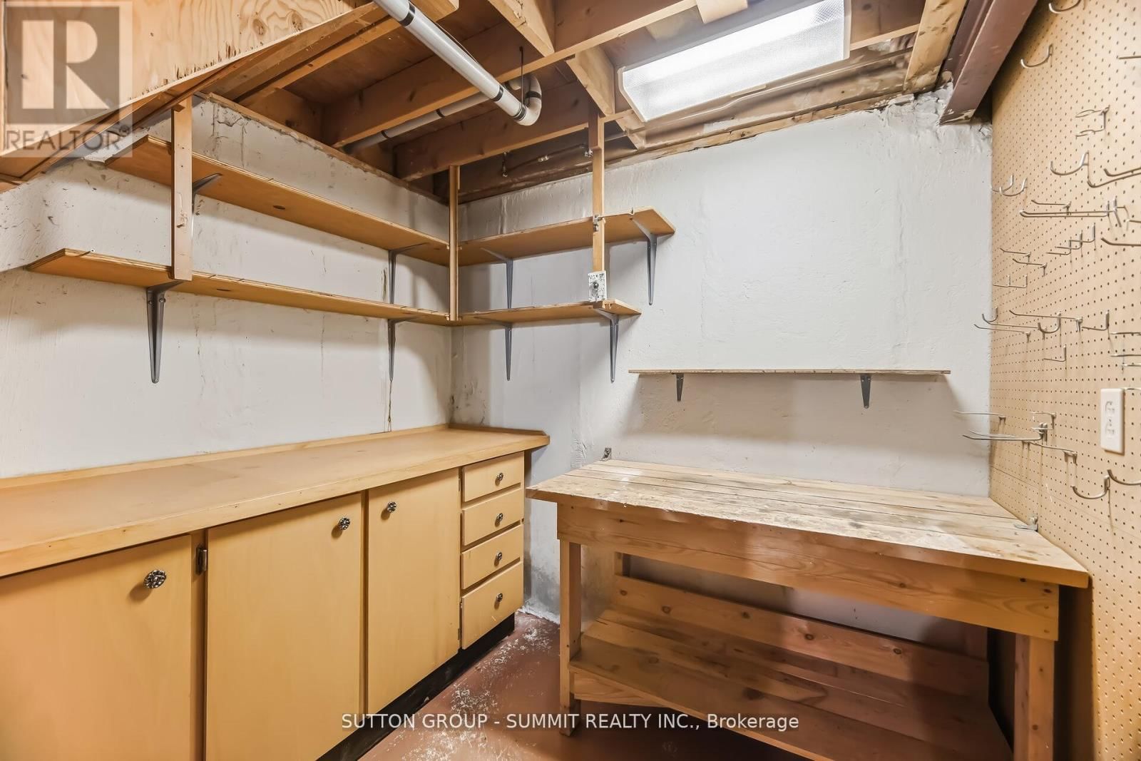 11 ST ANDREW'S COURT Image 23