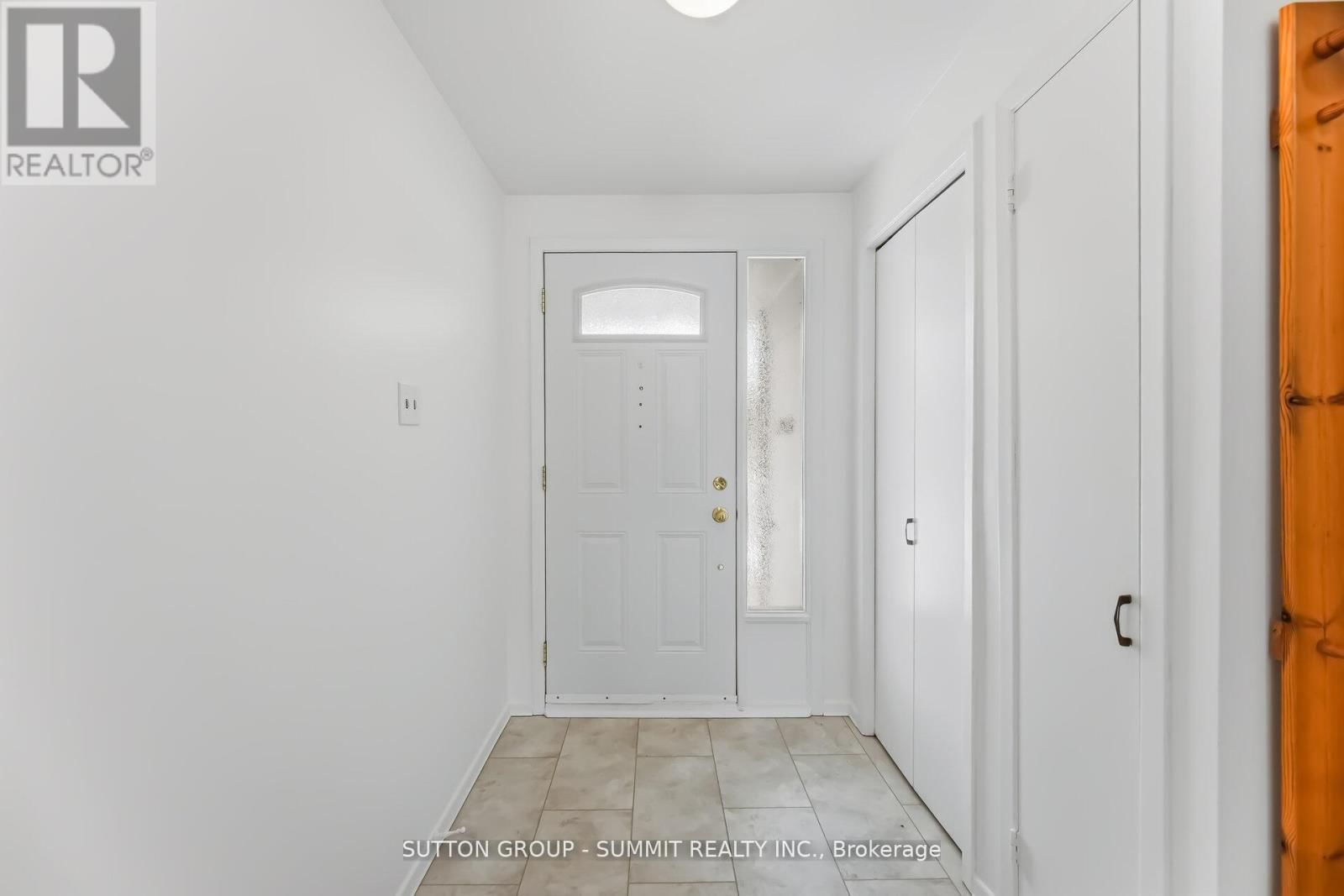 11 ST ANDREW'S COURT Image 3