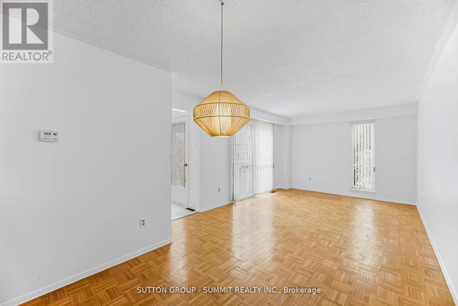 11 ST ANDREW'S COURT Image 8