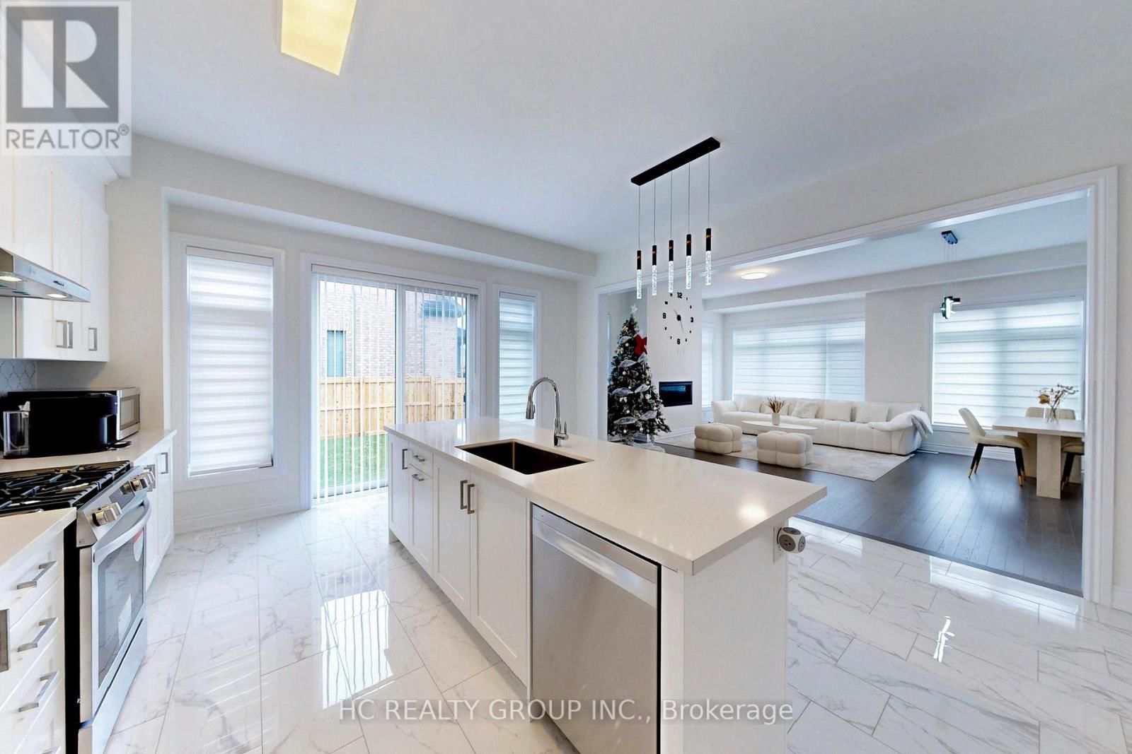 20 HAROLD HUMPHREY STREET Image 14