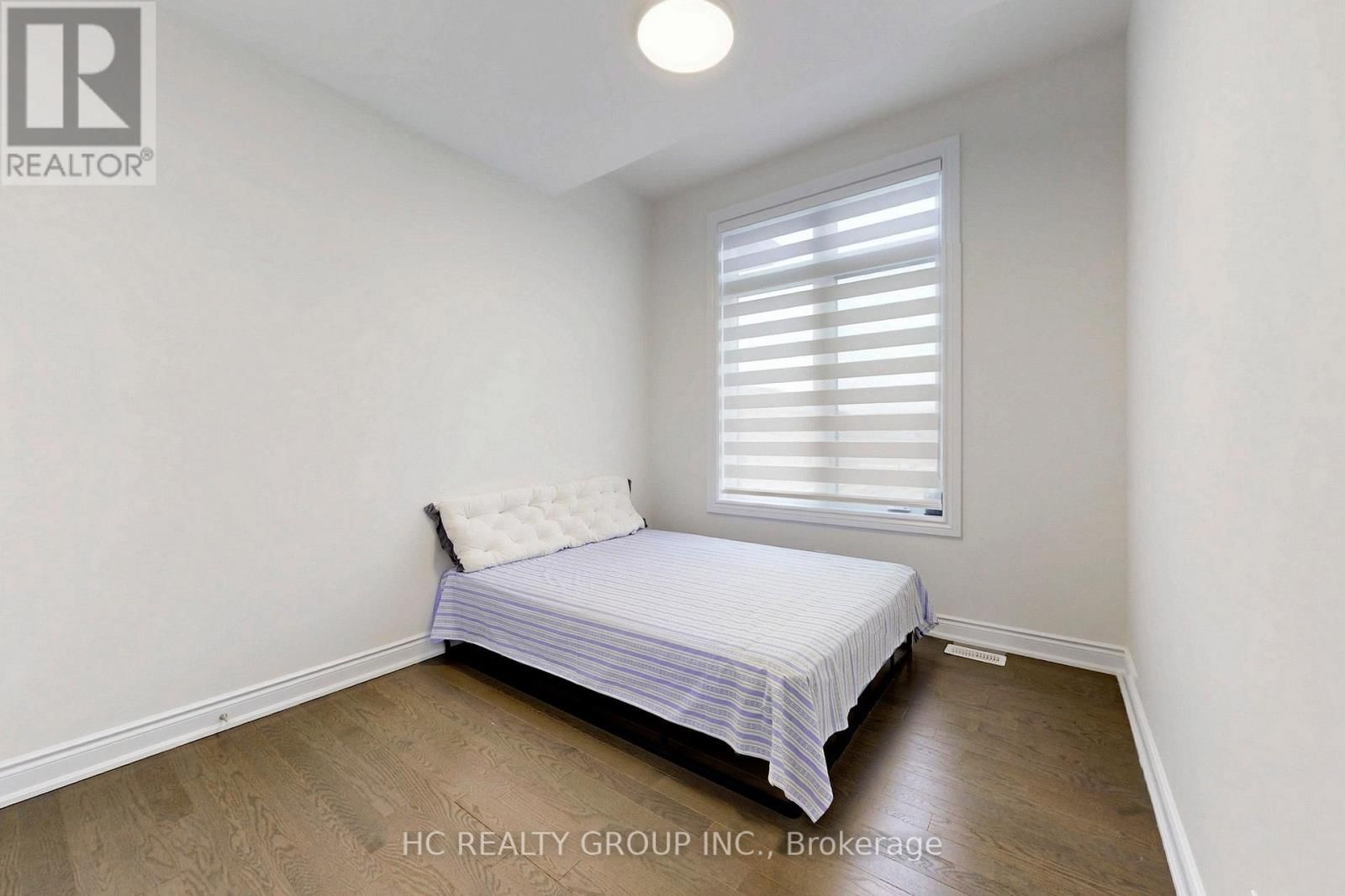 20 HAROLD HUMPHREY STREET Image 25