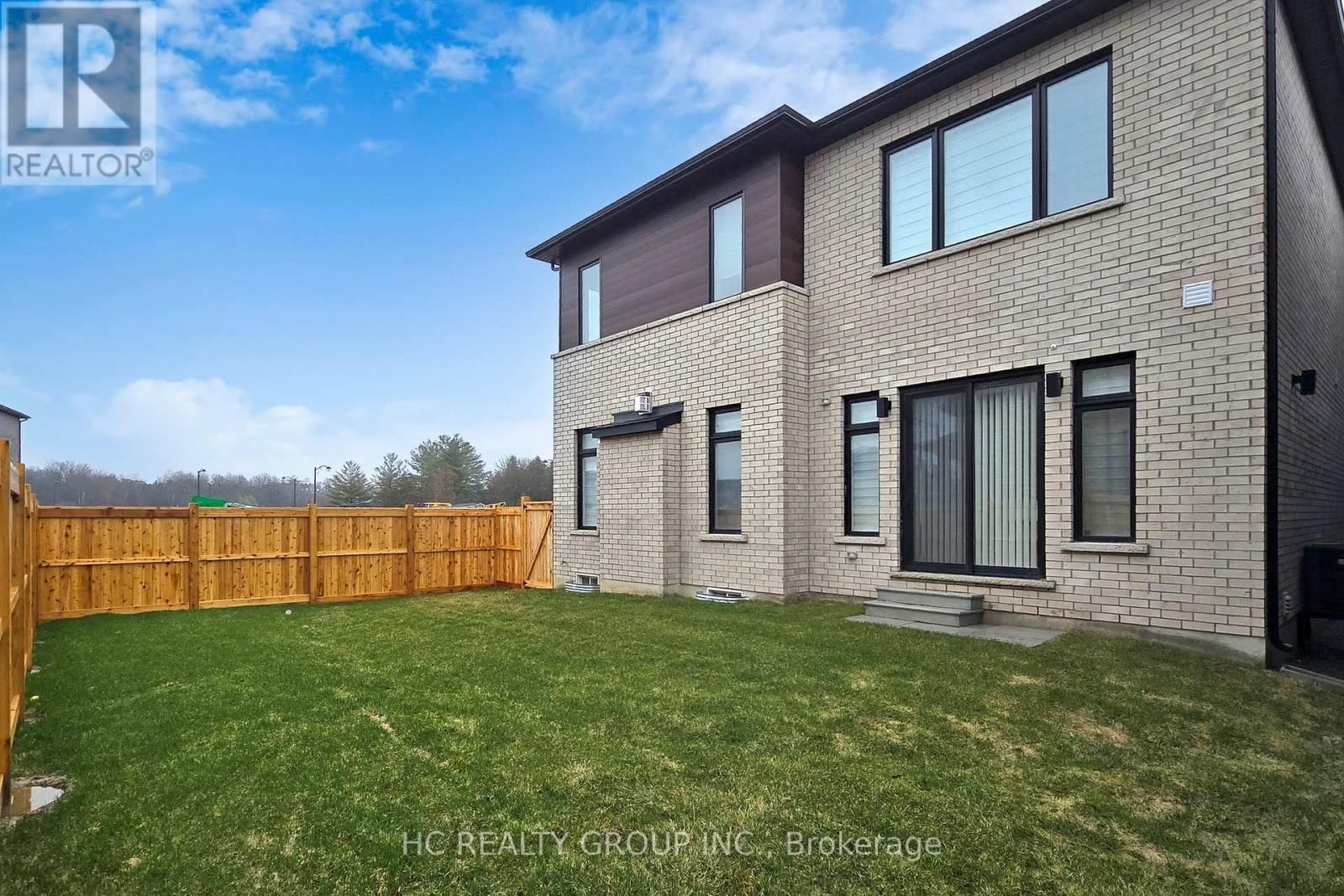 20 HAROLD HUMPHREY STREET Image 28