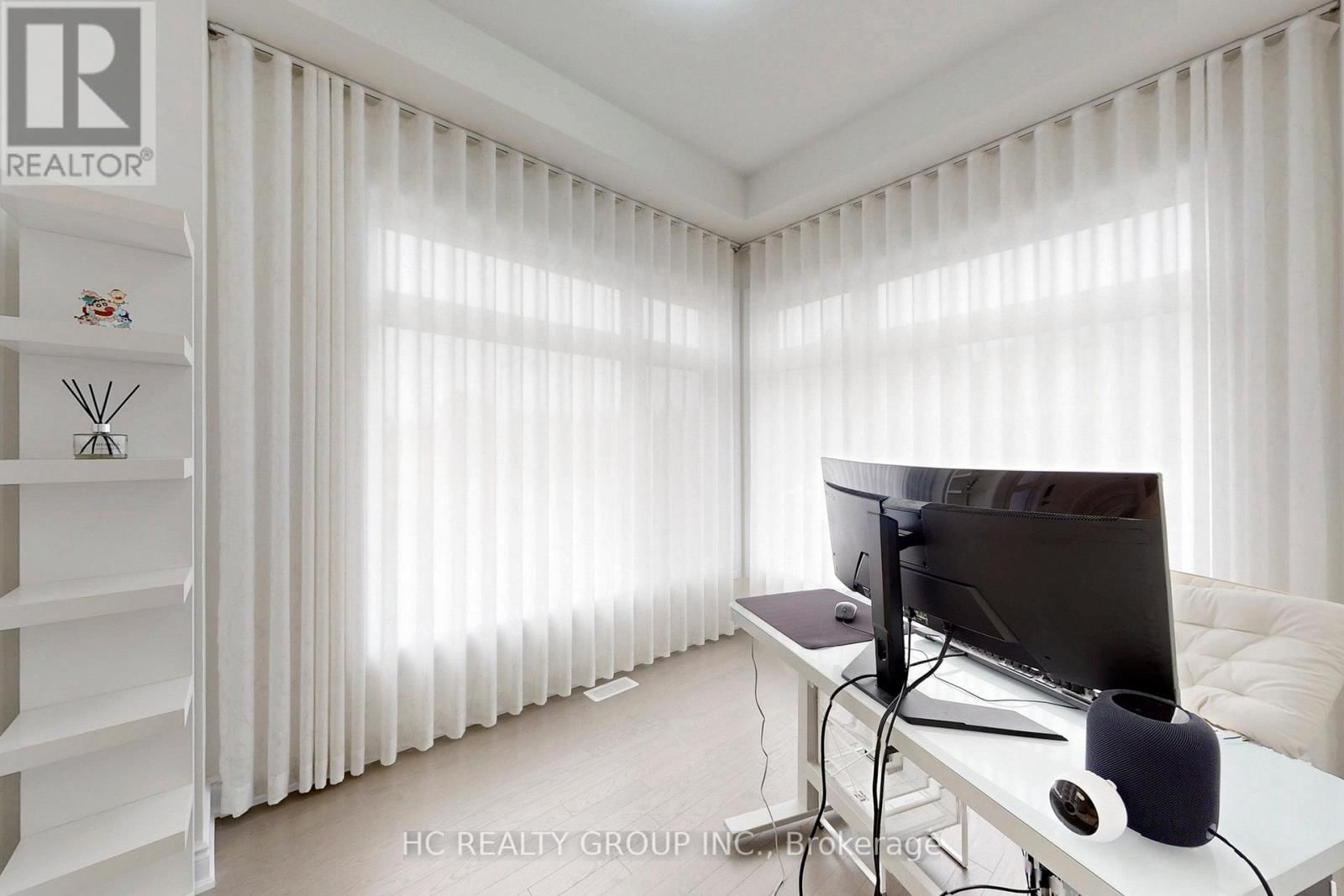 20 HAROLD HUMPHREY STREET Image 3