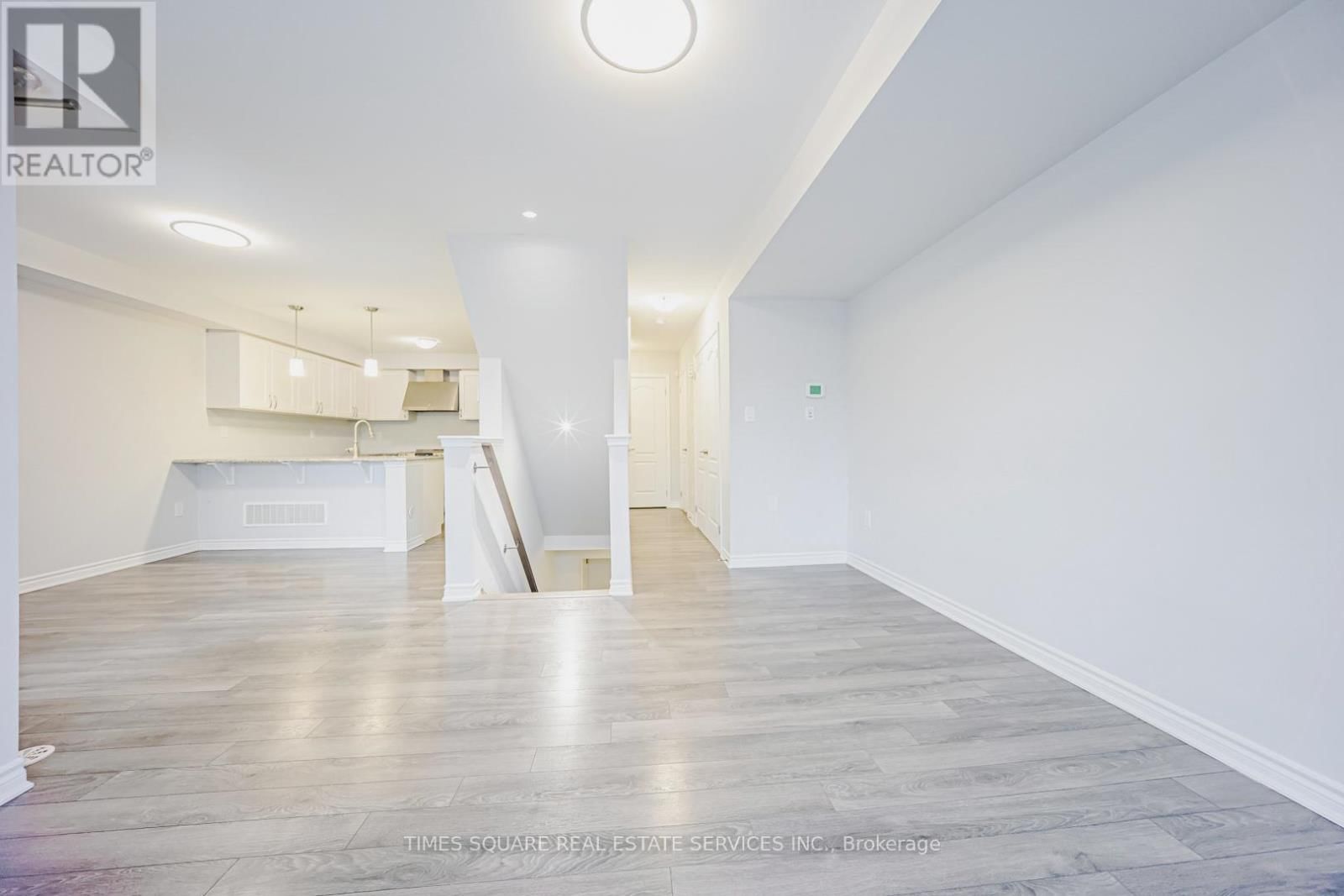 10 STOCKS LANE Image 12