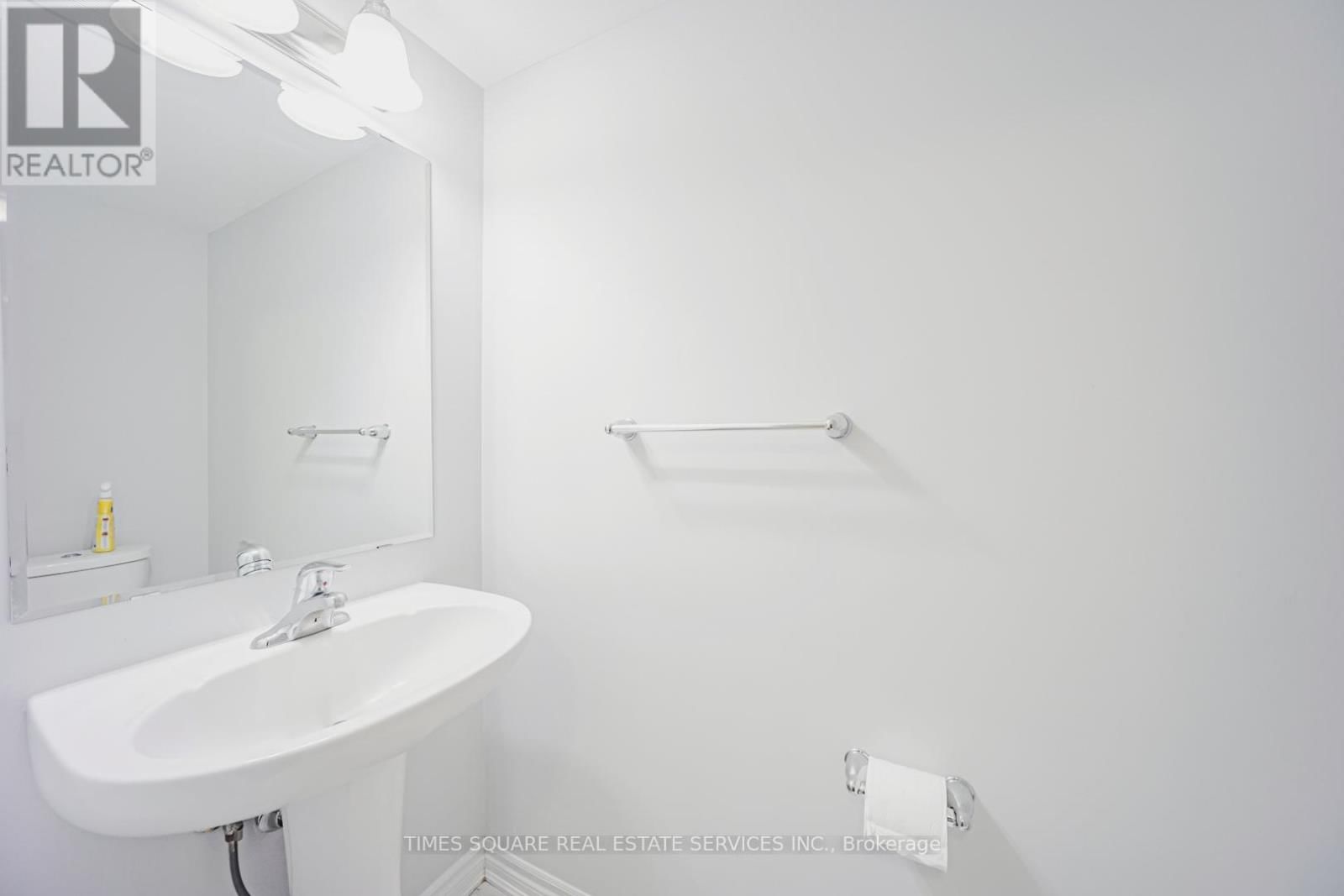 10 STOCKS LANE Image 21