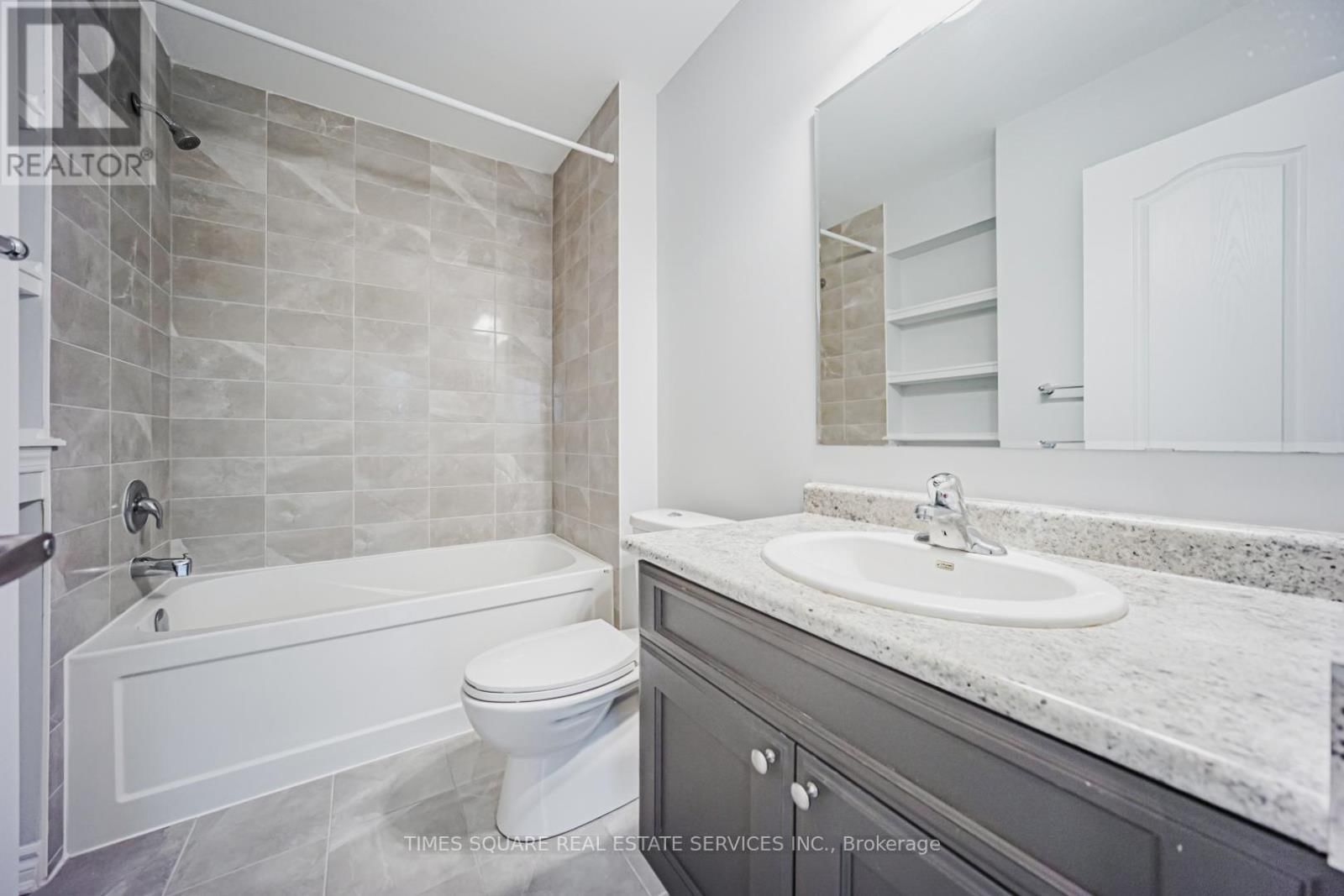 10 STOCKS LANE Image 27