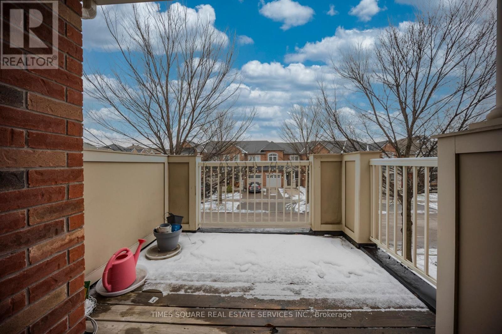 10 STOCKS LANE Image 4