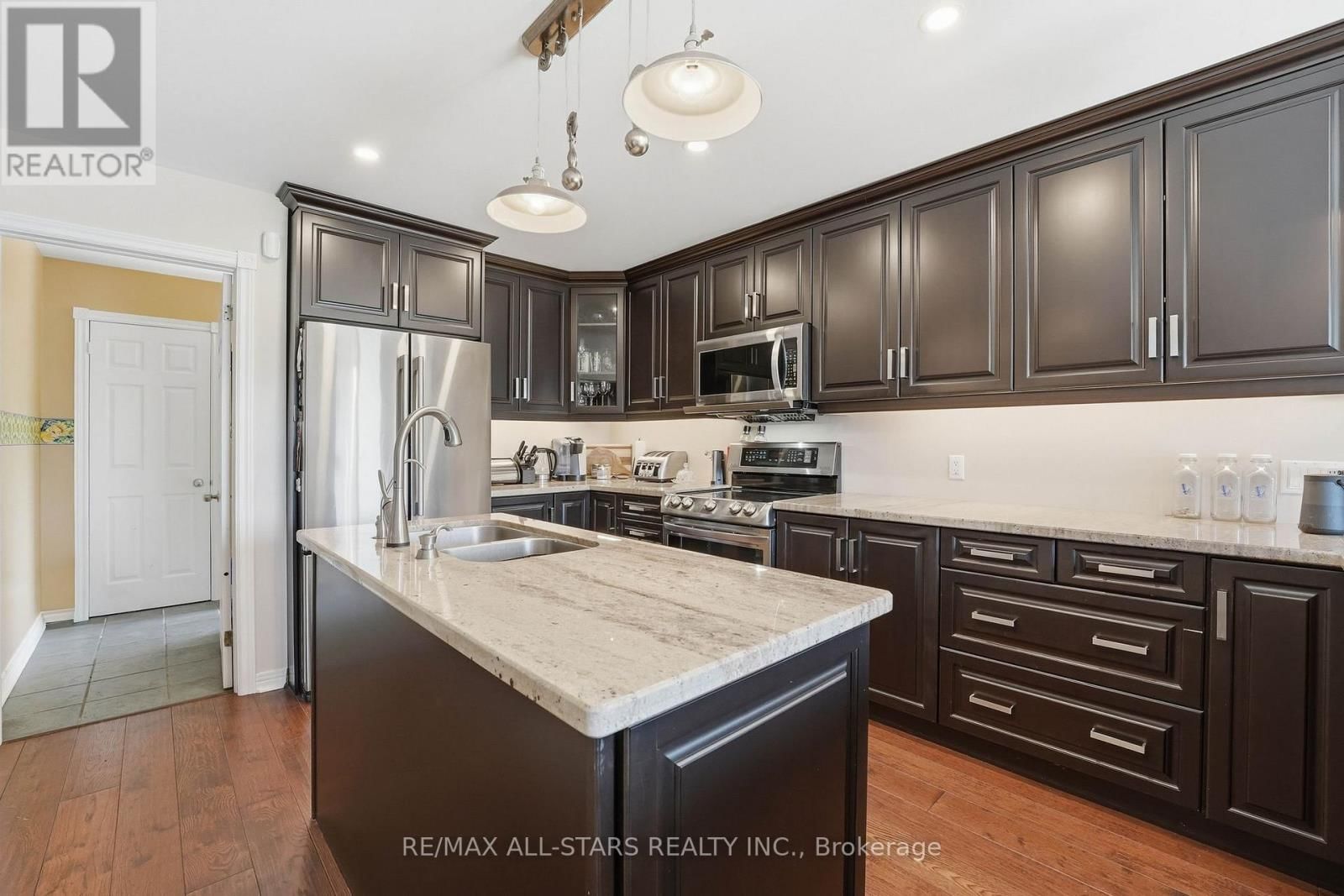 25472 LAKERIDGE ROAD Image 11