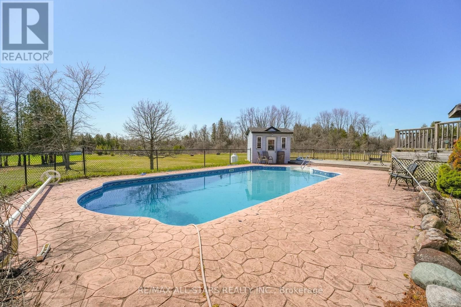 25472 LAKERIDGE ROAD Image 38