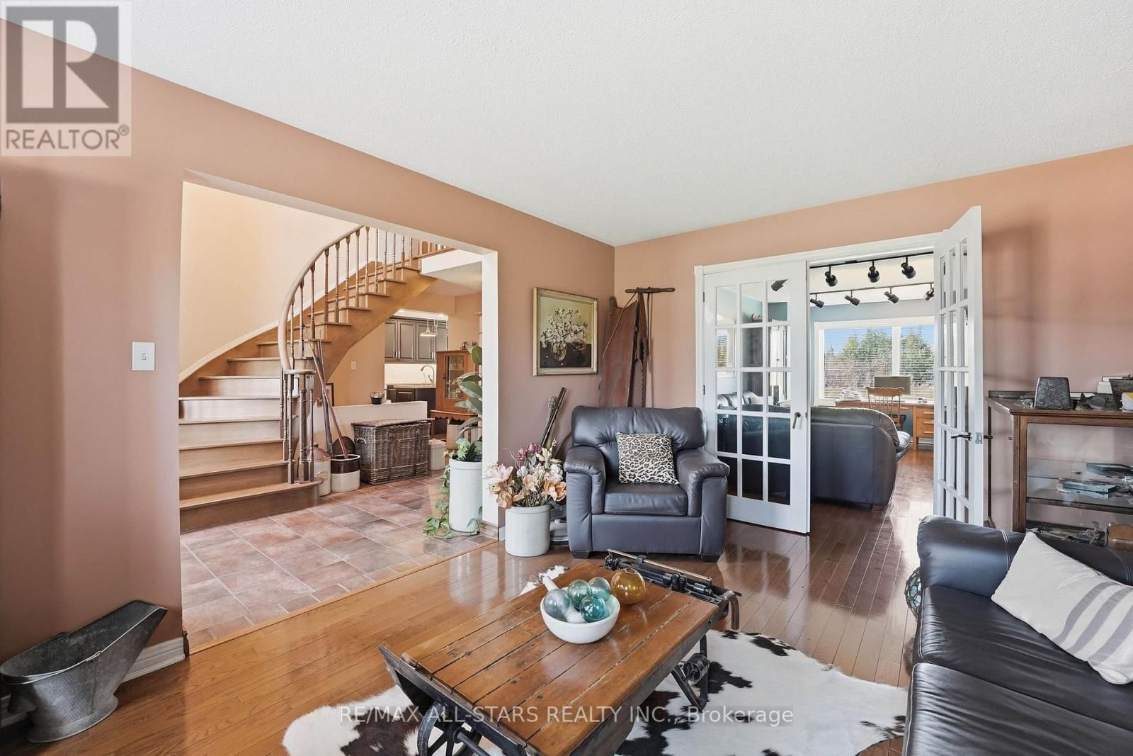 25472 LAKERIDGE ROAD Image 9