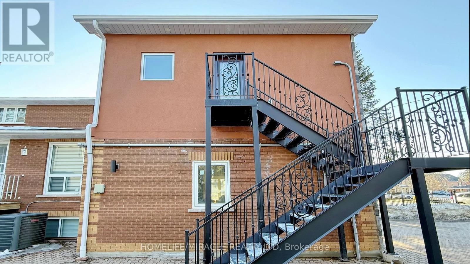 59 CENTRE ROAD Image 38