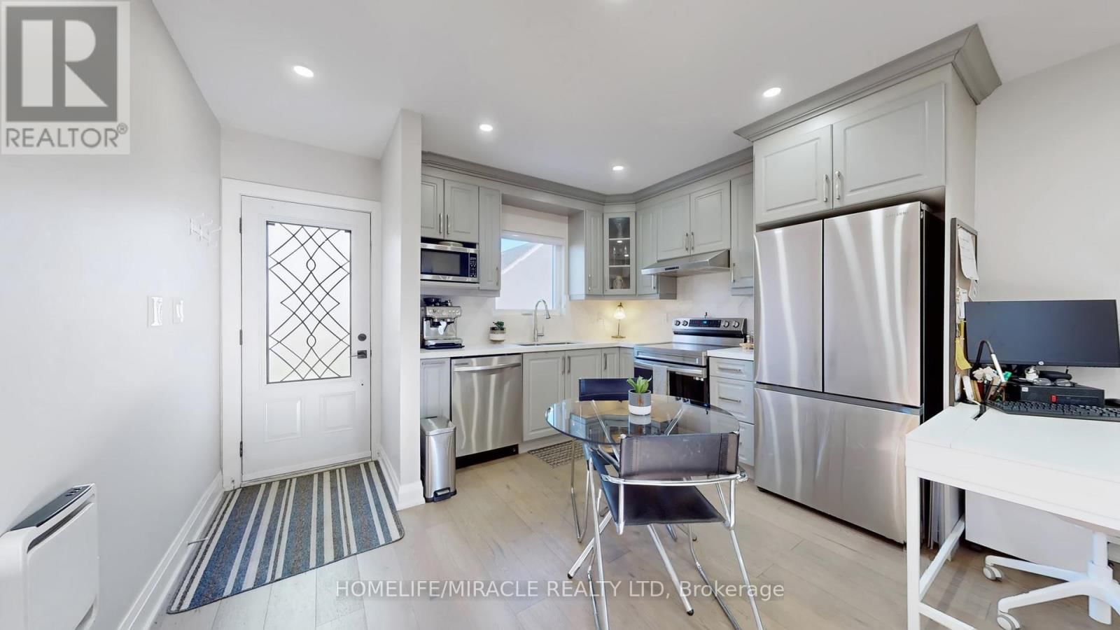 59 CENTRE ROAD Image 41