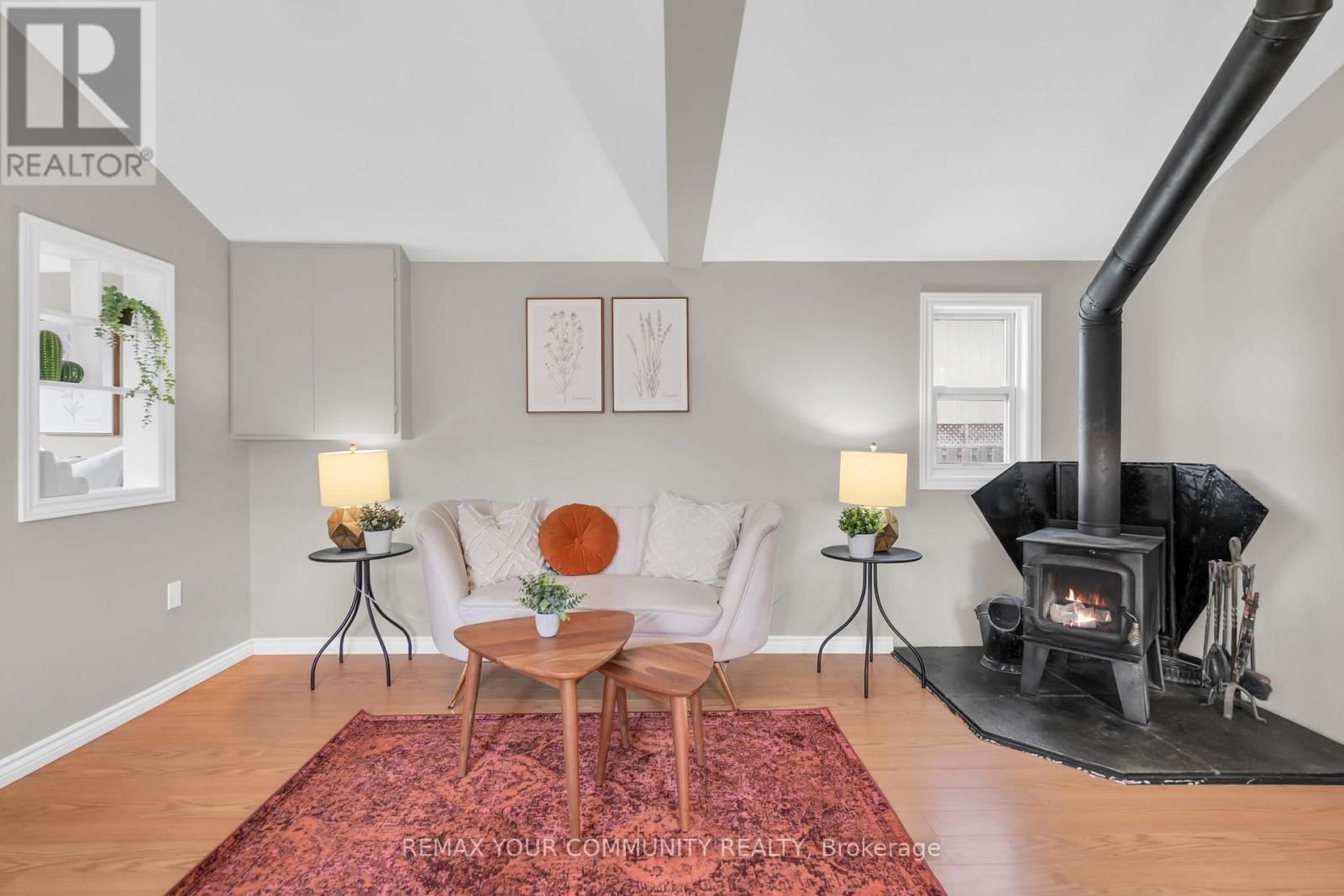 765 CHURCHILL LANE Image 18