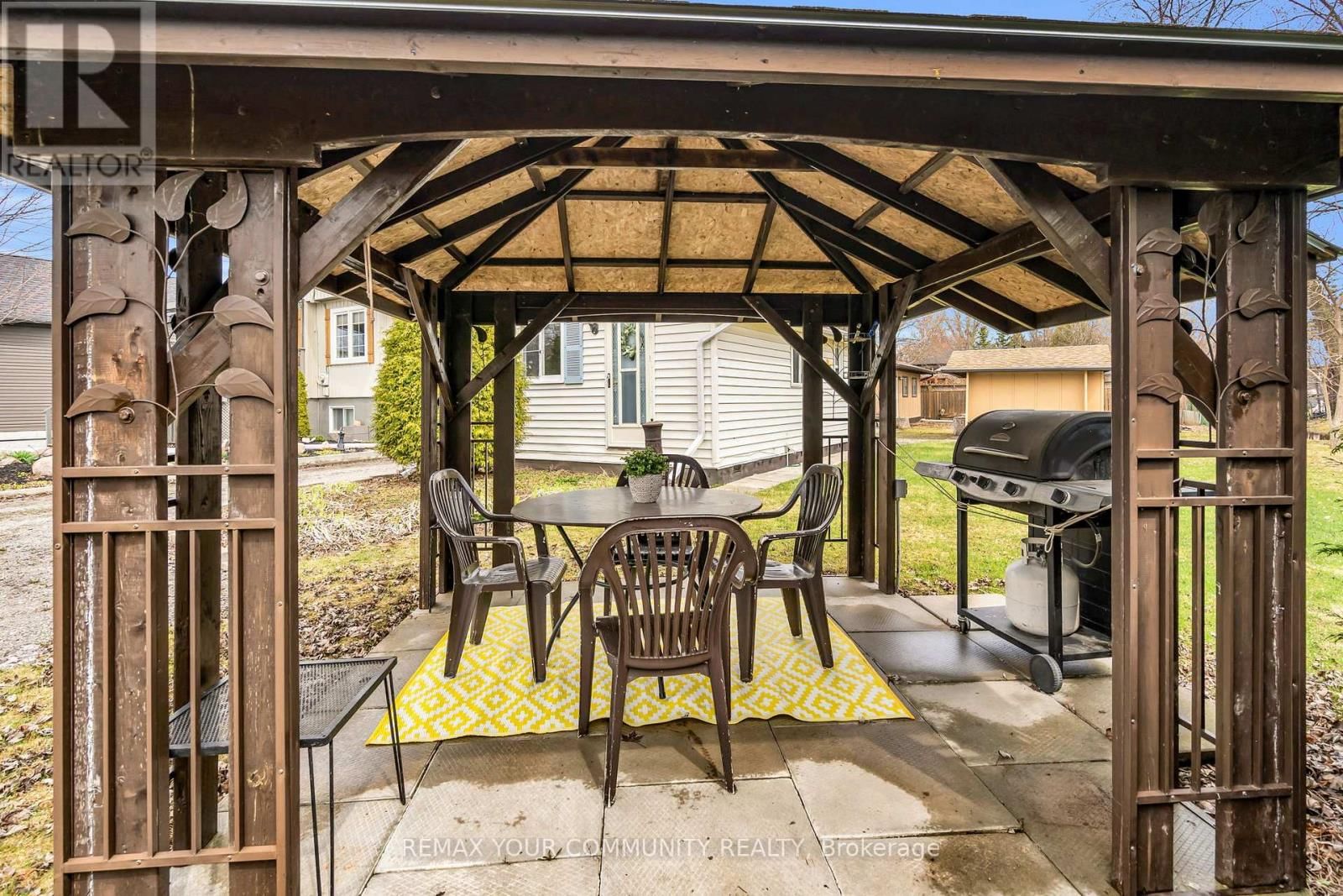 765 CHURCHILL LANE Image 30