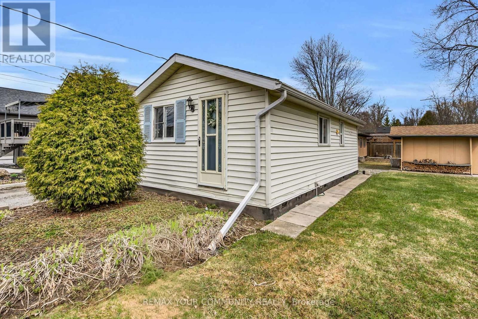 765 CHURCHILL LANE Image 33