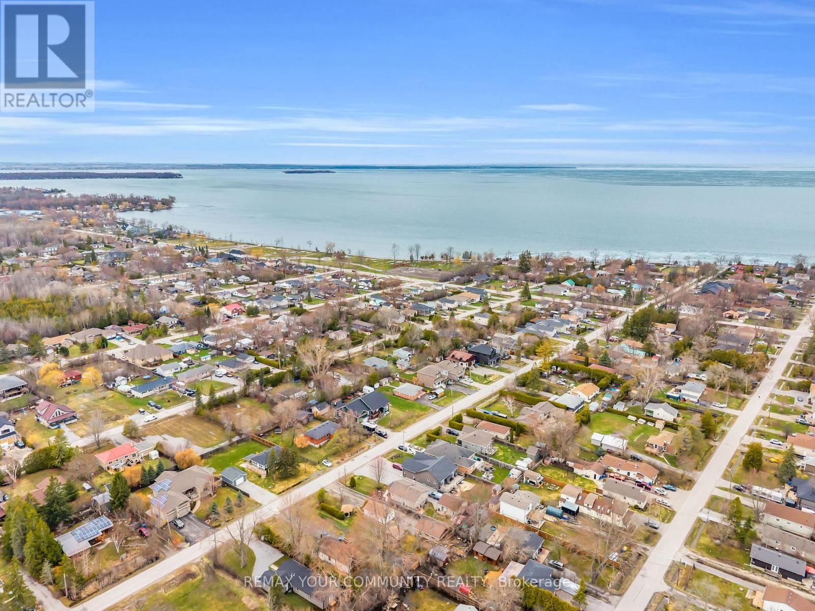 765 CHURCHILL LANE Image 43