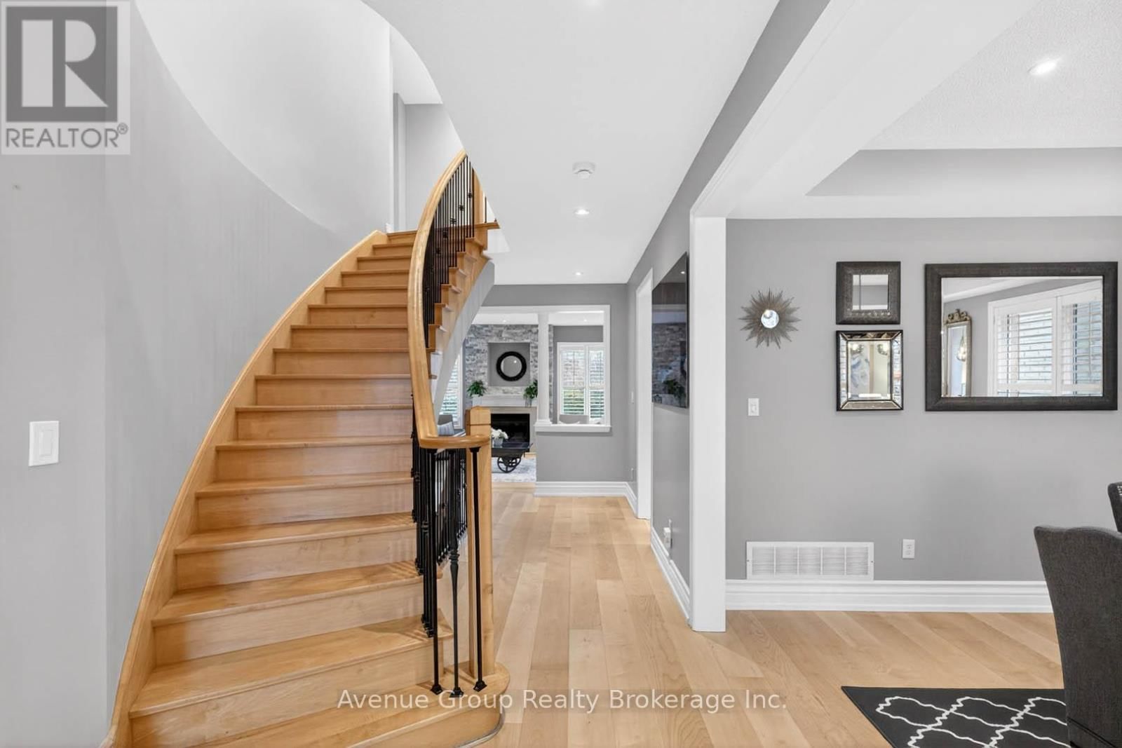 63 ADASTRA CRESCENT Image 21