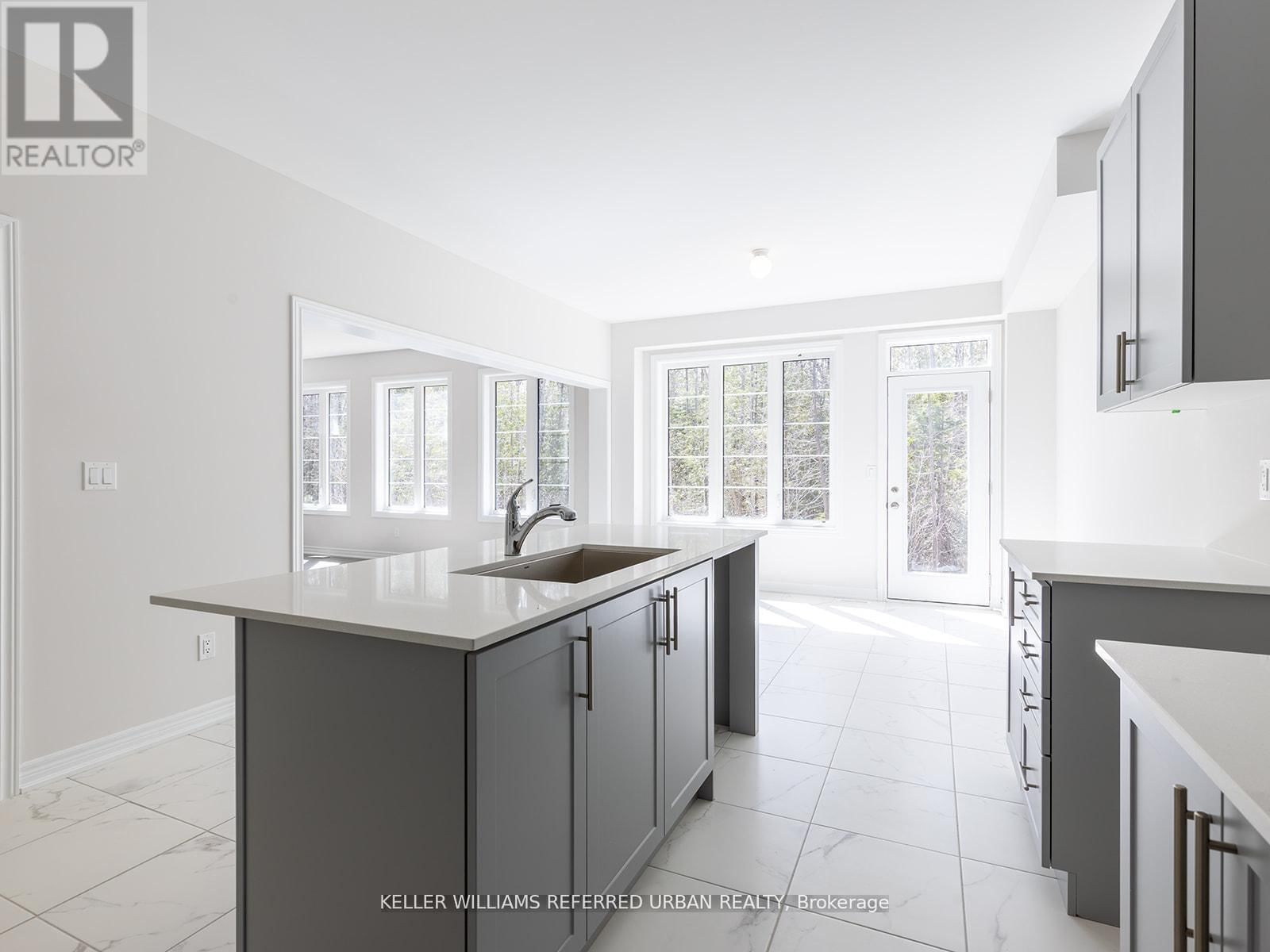 1470 DAVIS LOOP CIRCLE Image 11